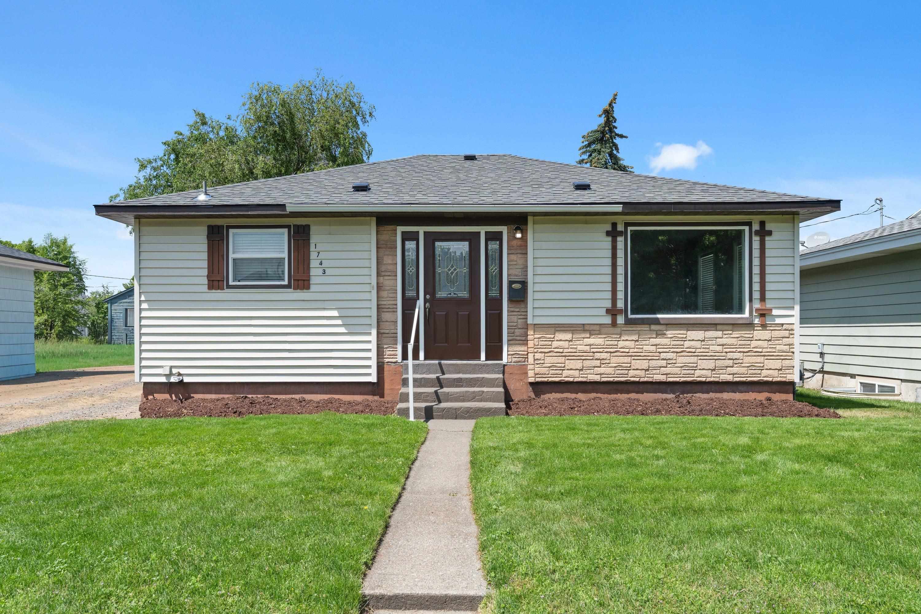 1743 N Altamont St - Photo 1