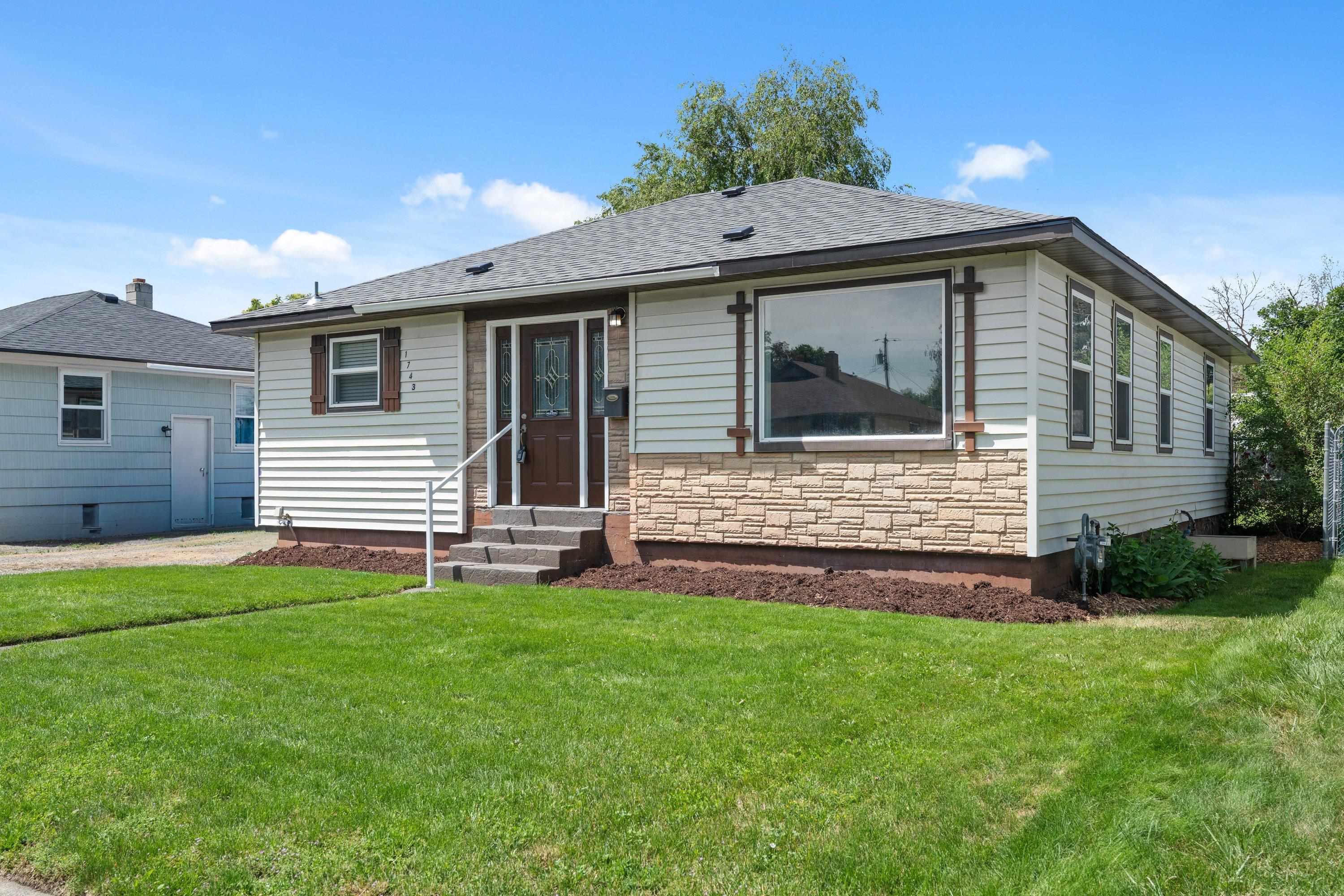 1743 N Altamont St - Photo 3