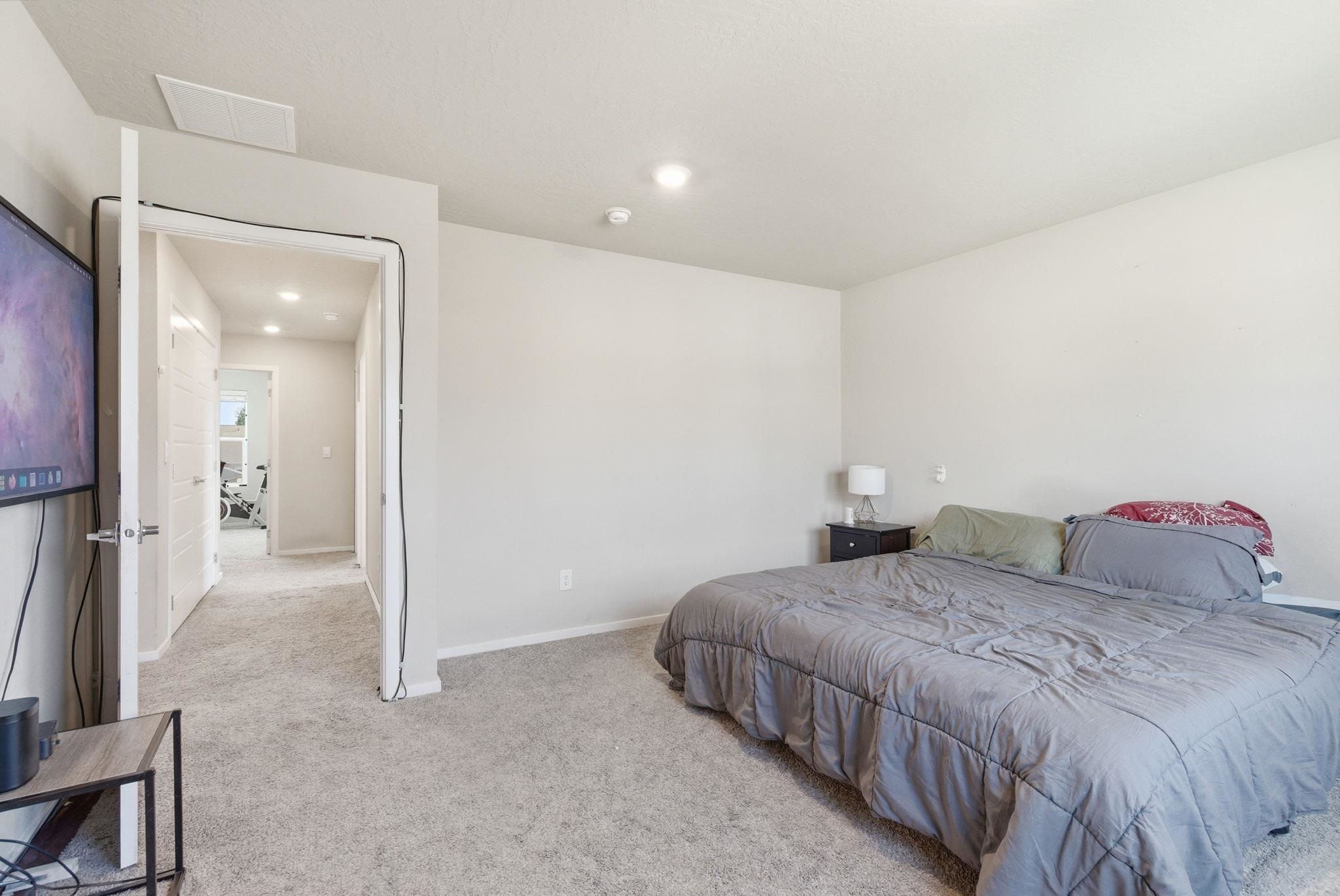 5606 W Youngstown Ln - Photo 18