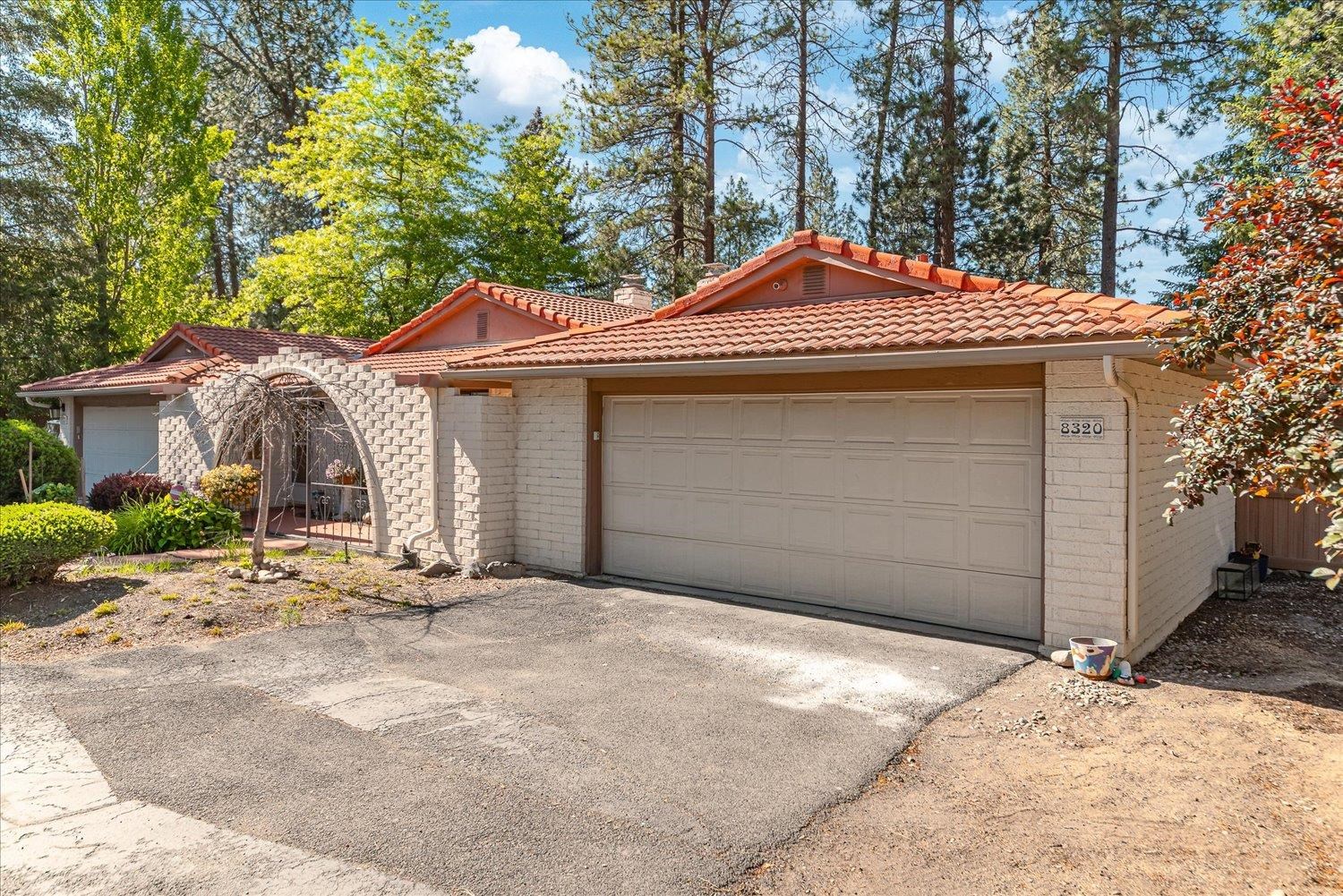 8320 N Lemon Ln - Photo 2