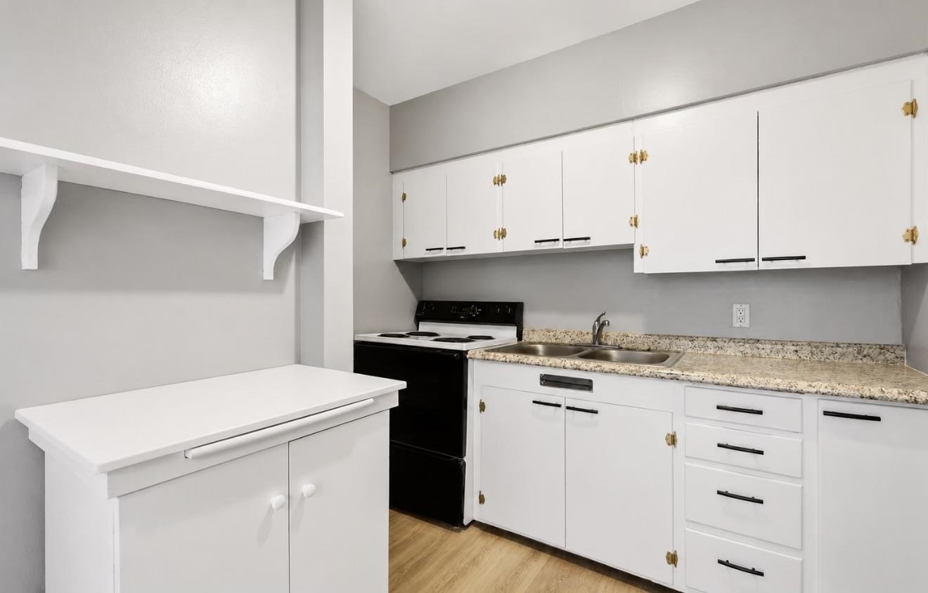 611 S Bernard St - Photo 25