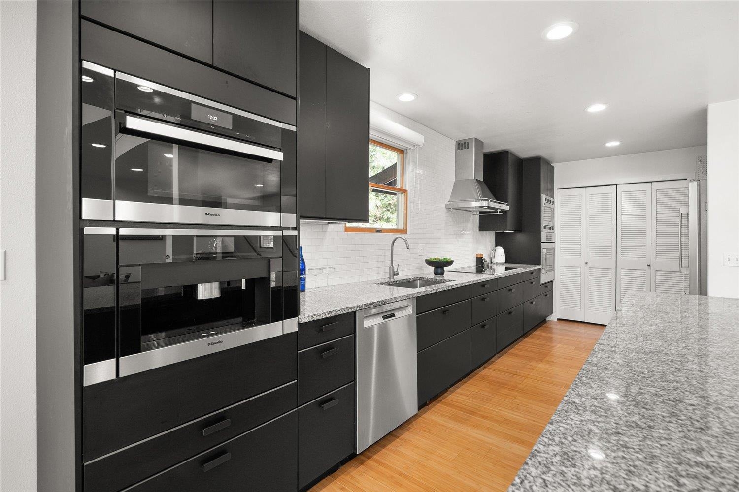 2124 W 15TH Ave - Photo 7