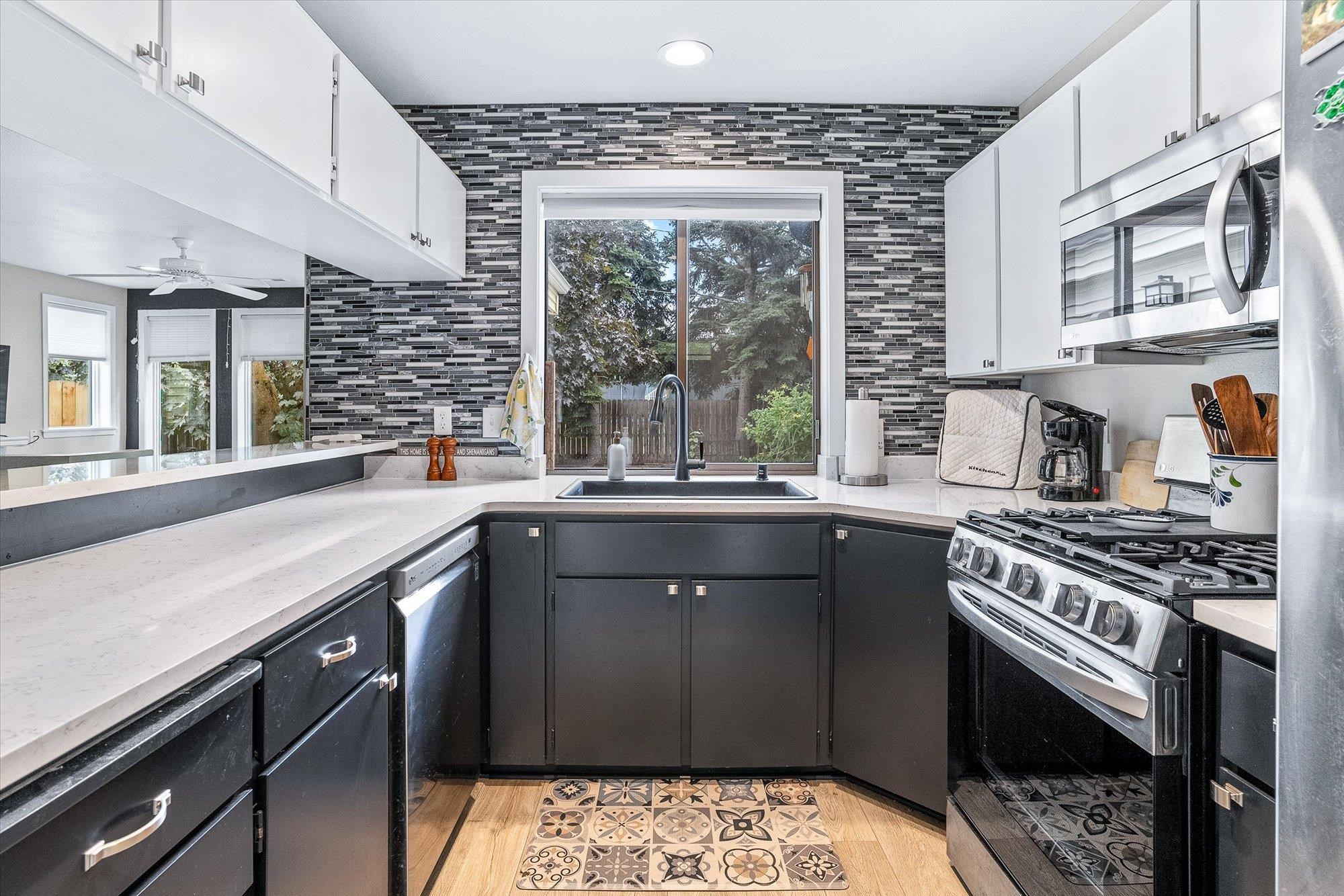 4026 E 24TH Ave - Photo 10