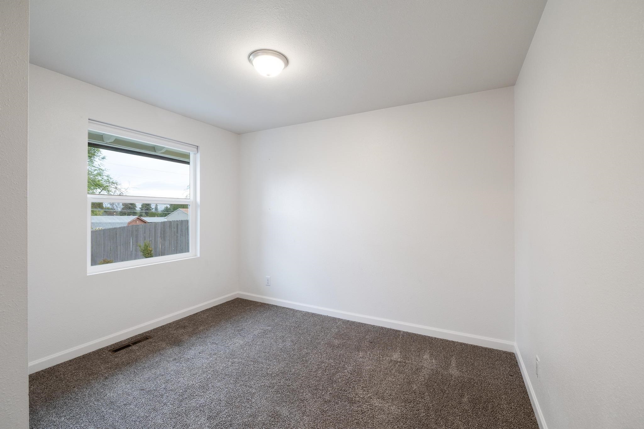 11117 E 11TH Ave - Photo 13