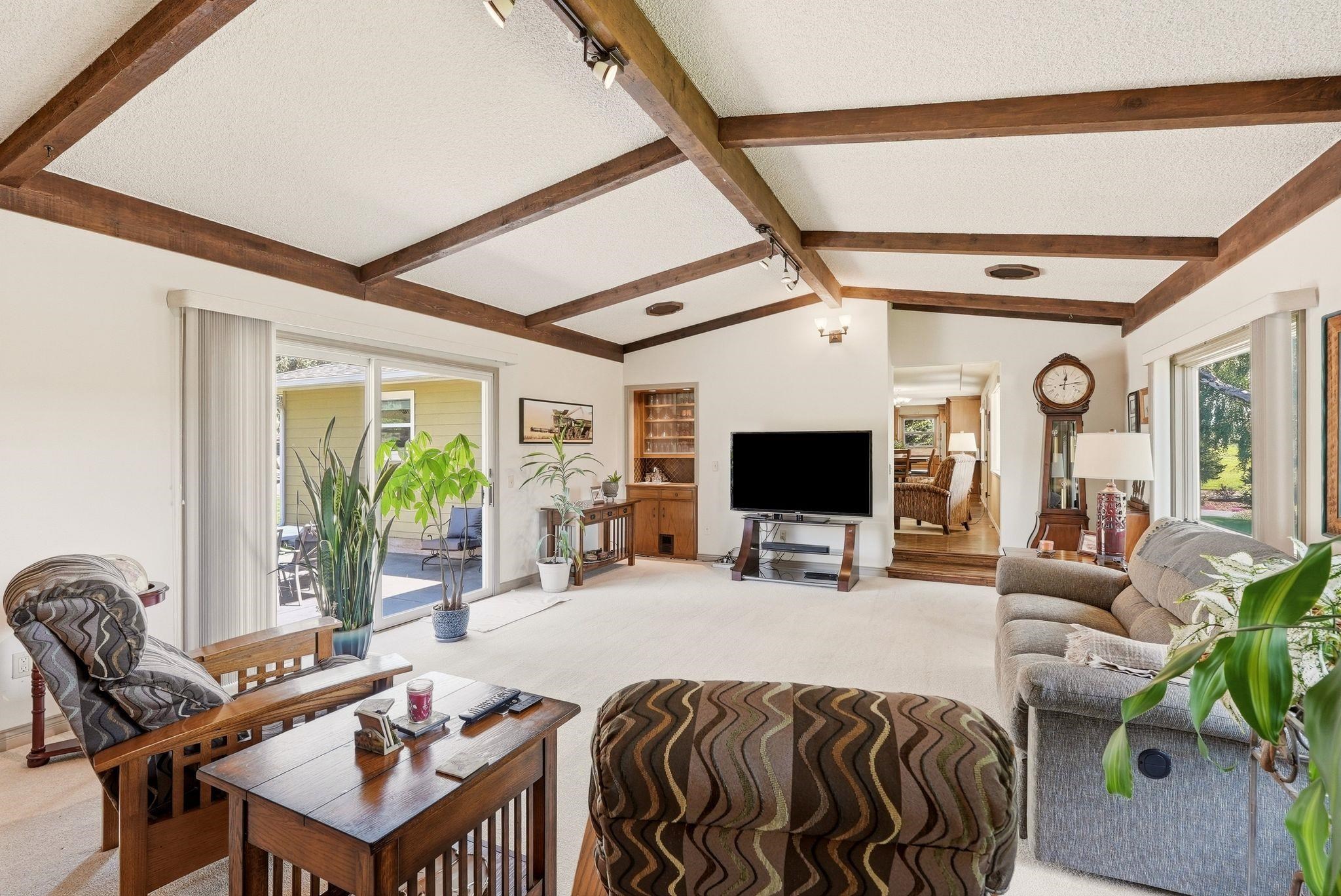 12103 E Spring Valley Rd - Photo 8