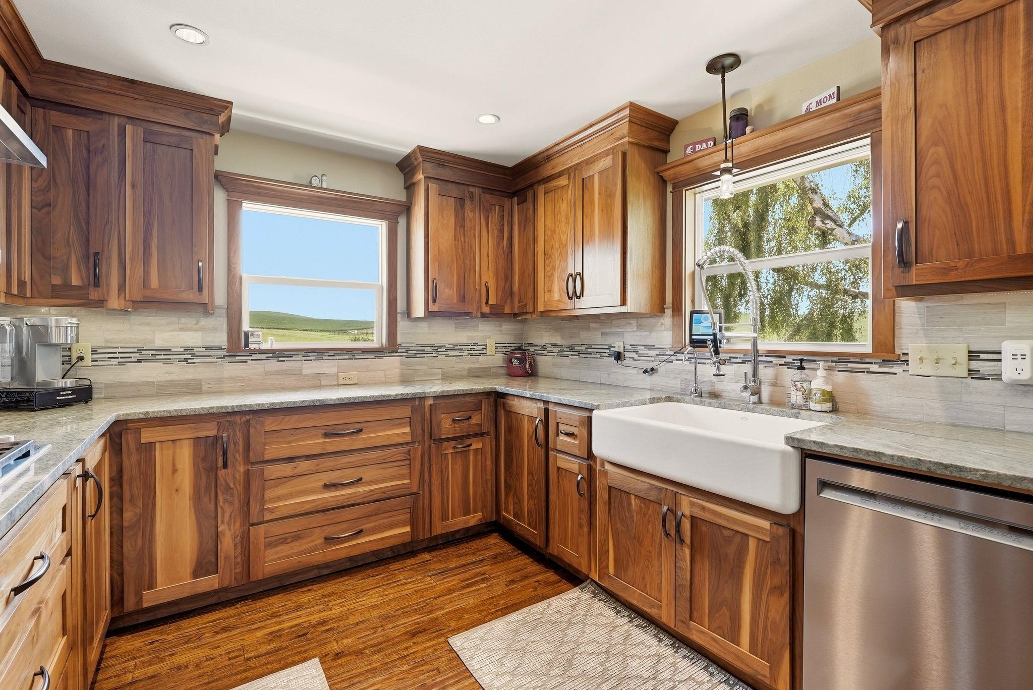 12103 E Spring Valley Rd - Photo 10