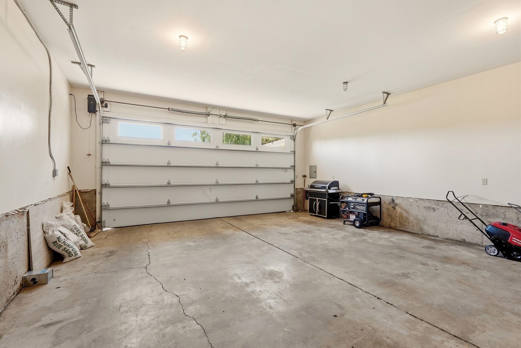 12103 E Spring Valley Rd - Photo 28