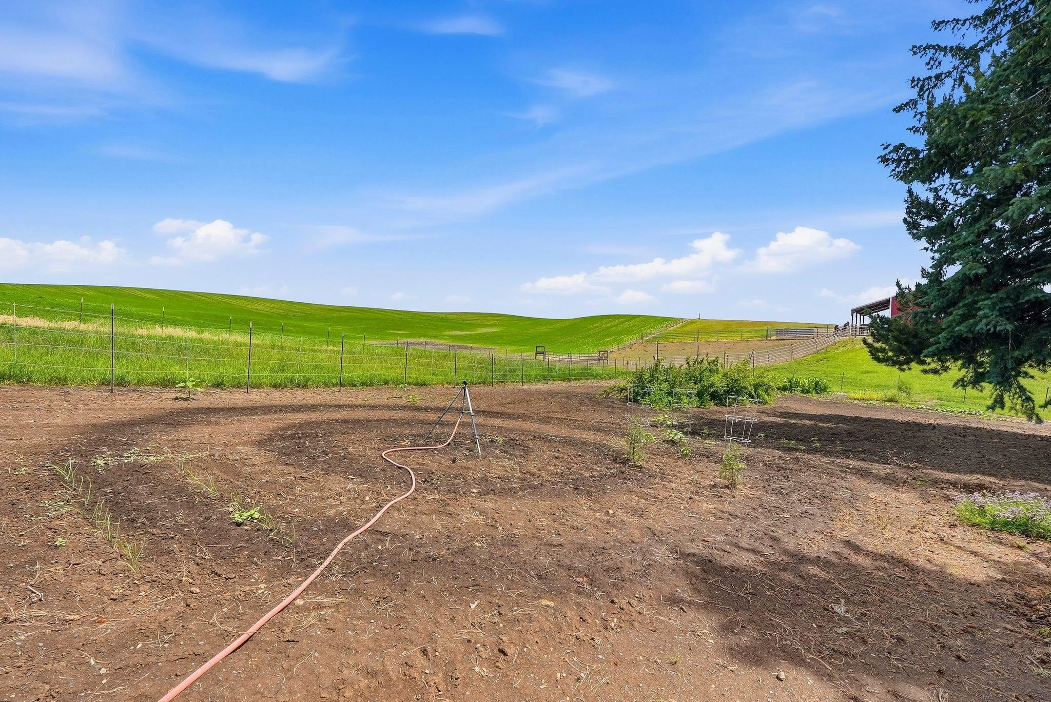 12103 E Spring Valley Rd - Photo 36