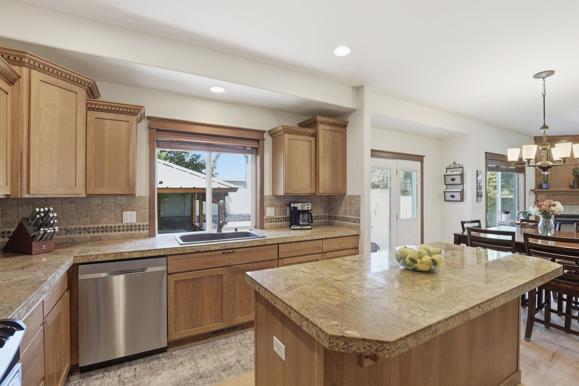 1659 N Winrock St - Photo 12