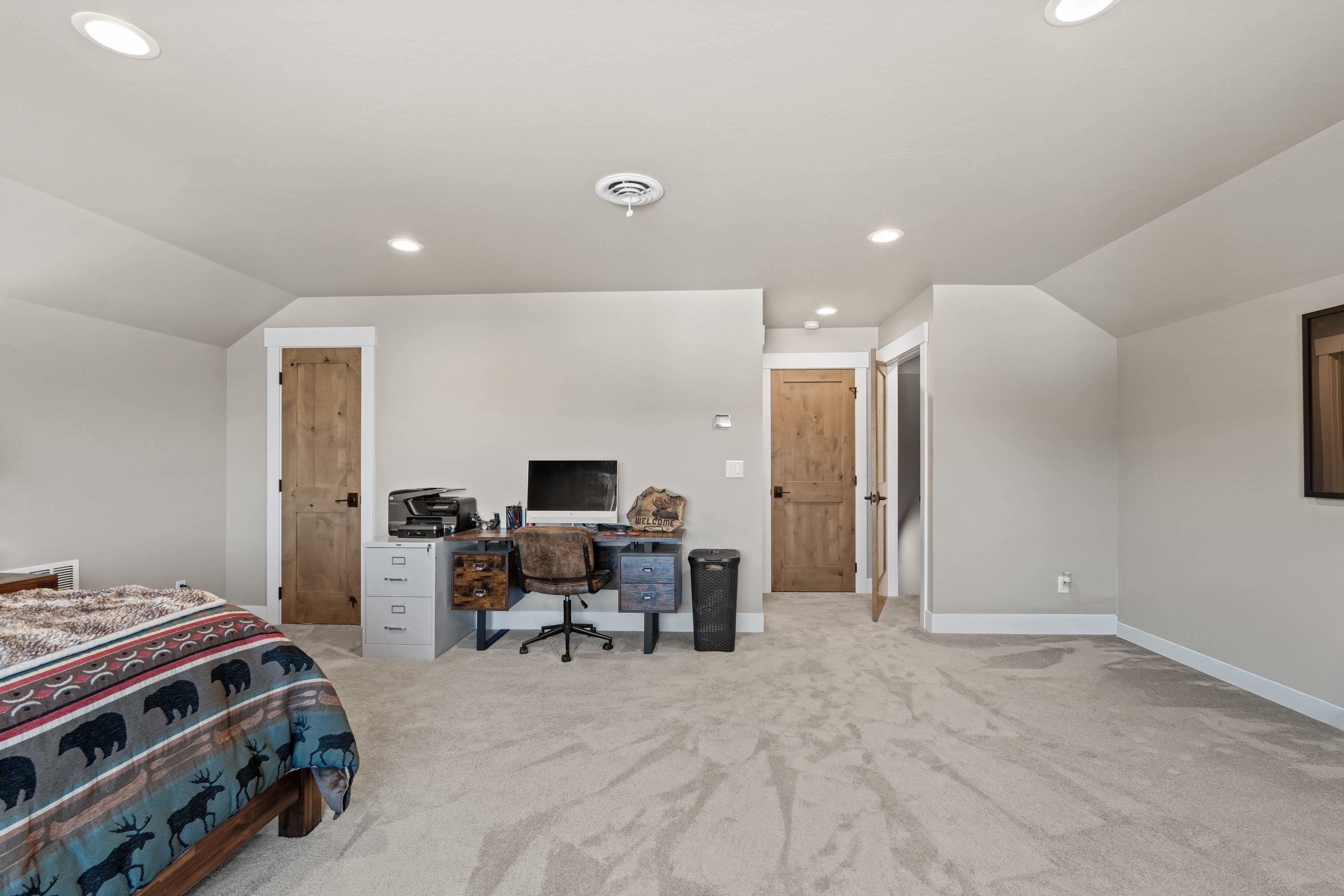 14308 E 39th Ln - Photo 31