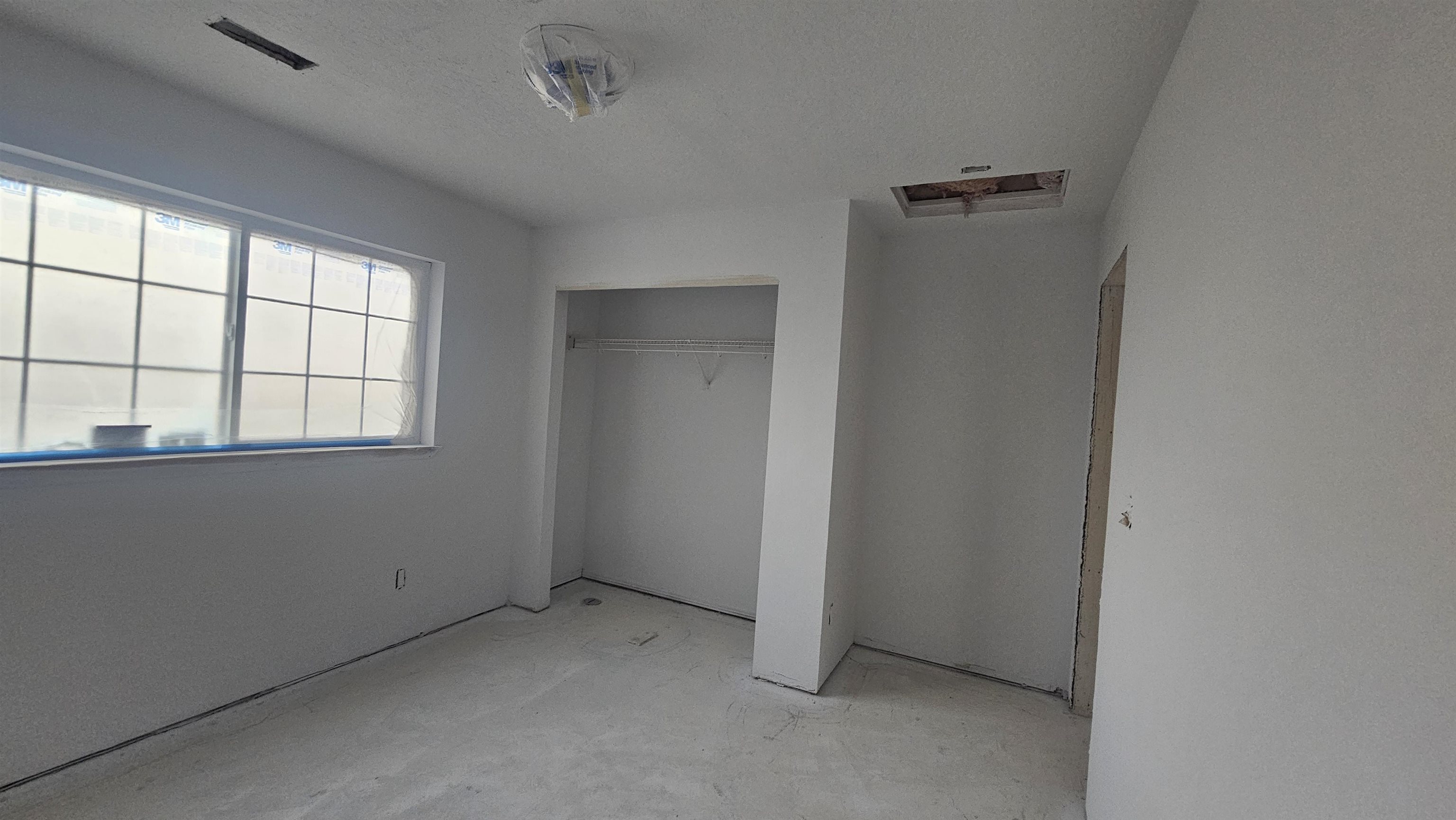 1025 N Jessie St - Photo 7
