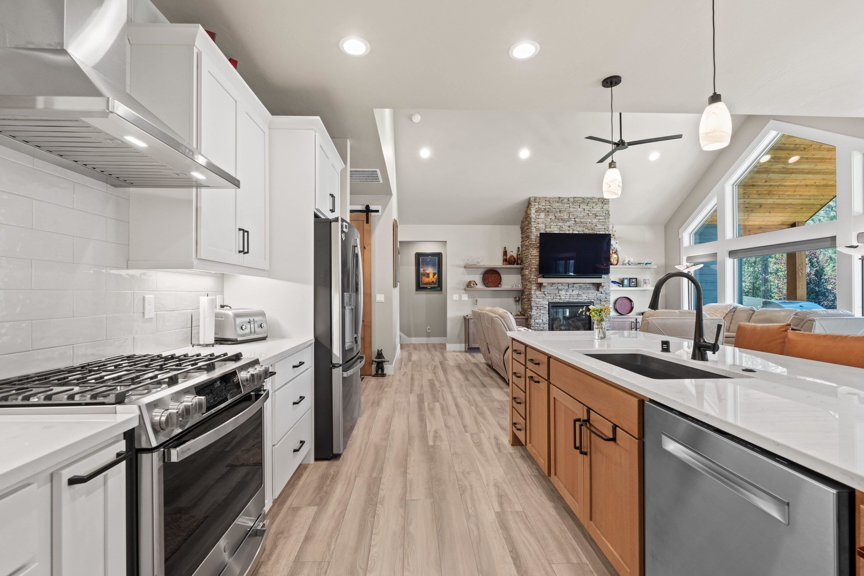 14308 E 39th Ln - Photo 12