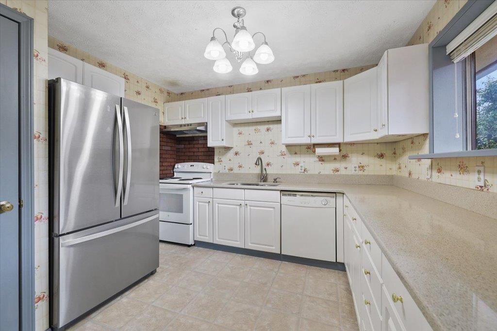 4508 S Sumac Dr - Photo 2