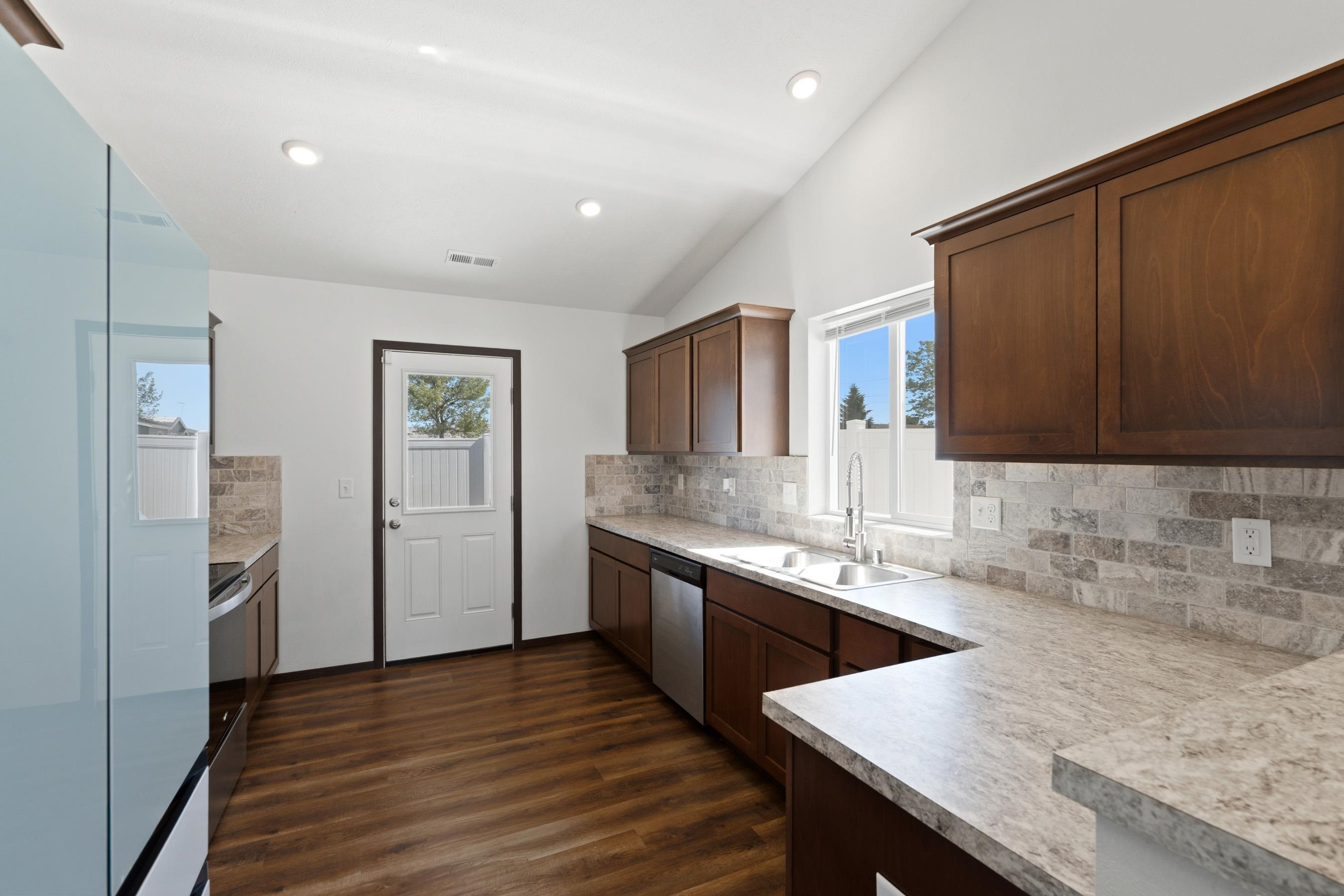 10326 W Salmonberry Rd - Photo 6