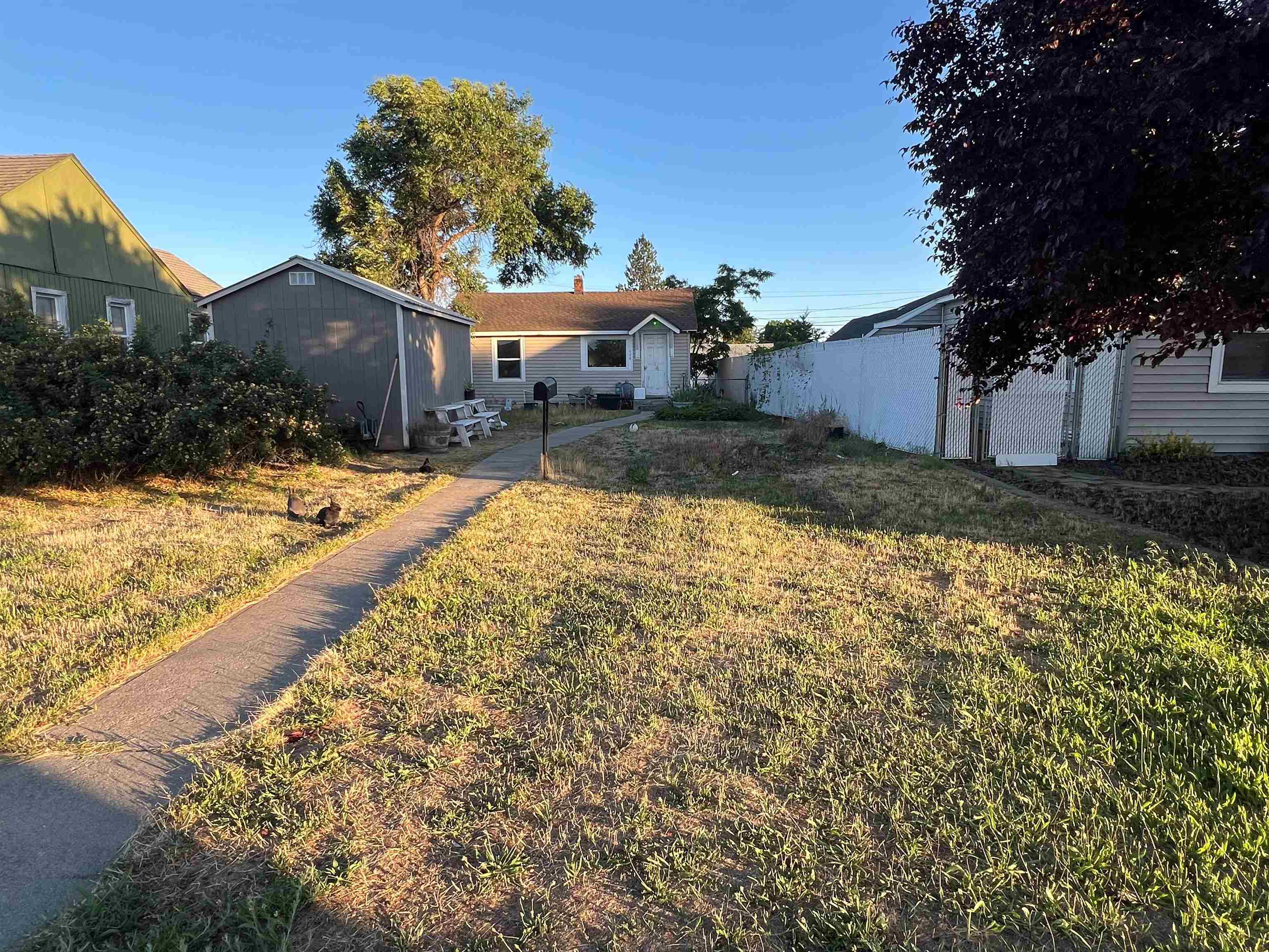 628 E Sanson Ave - Photo 14