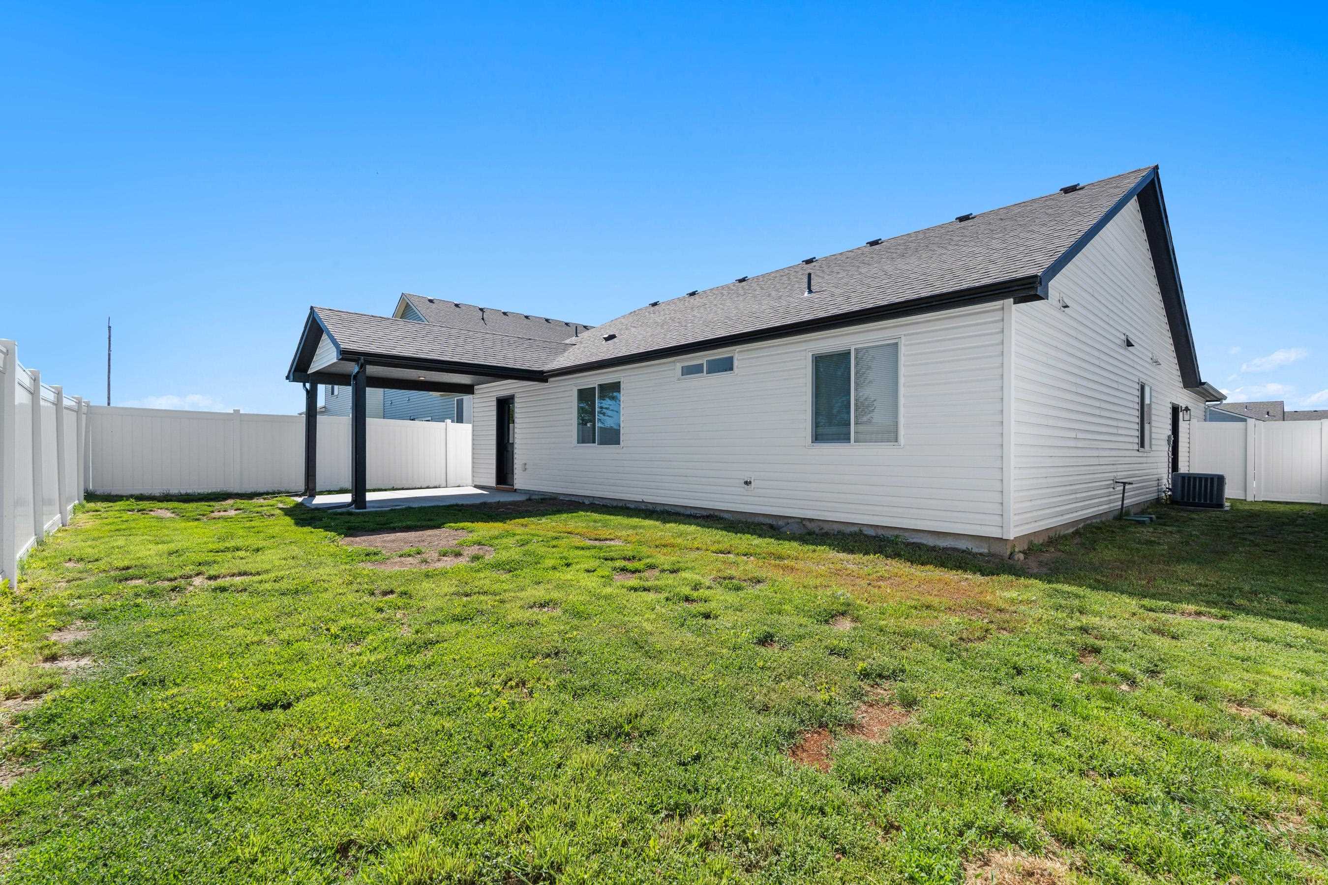 10326 W Salmonberry Rd - Photo 17