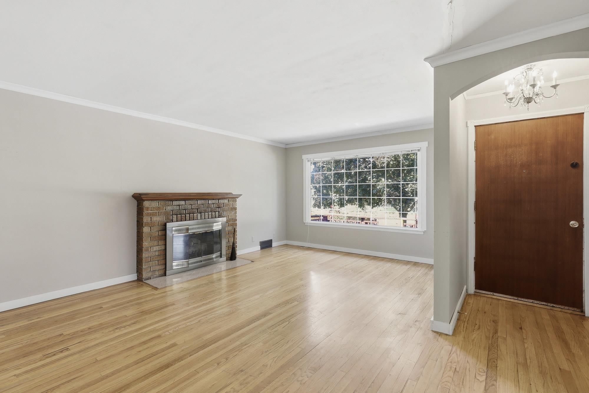 1424 E EMPIRE Ave - Photo 4