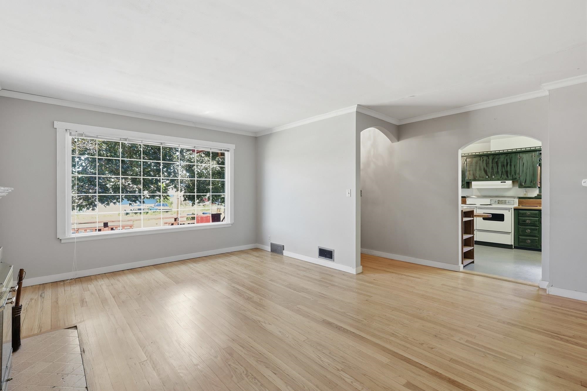 1424 E EMPIRE Ave - Photo 6
