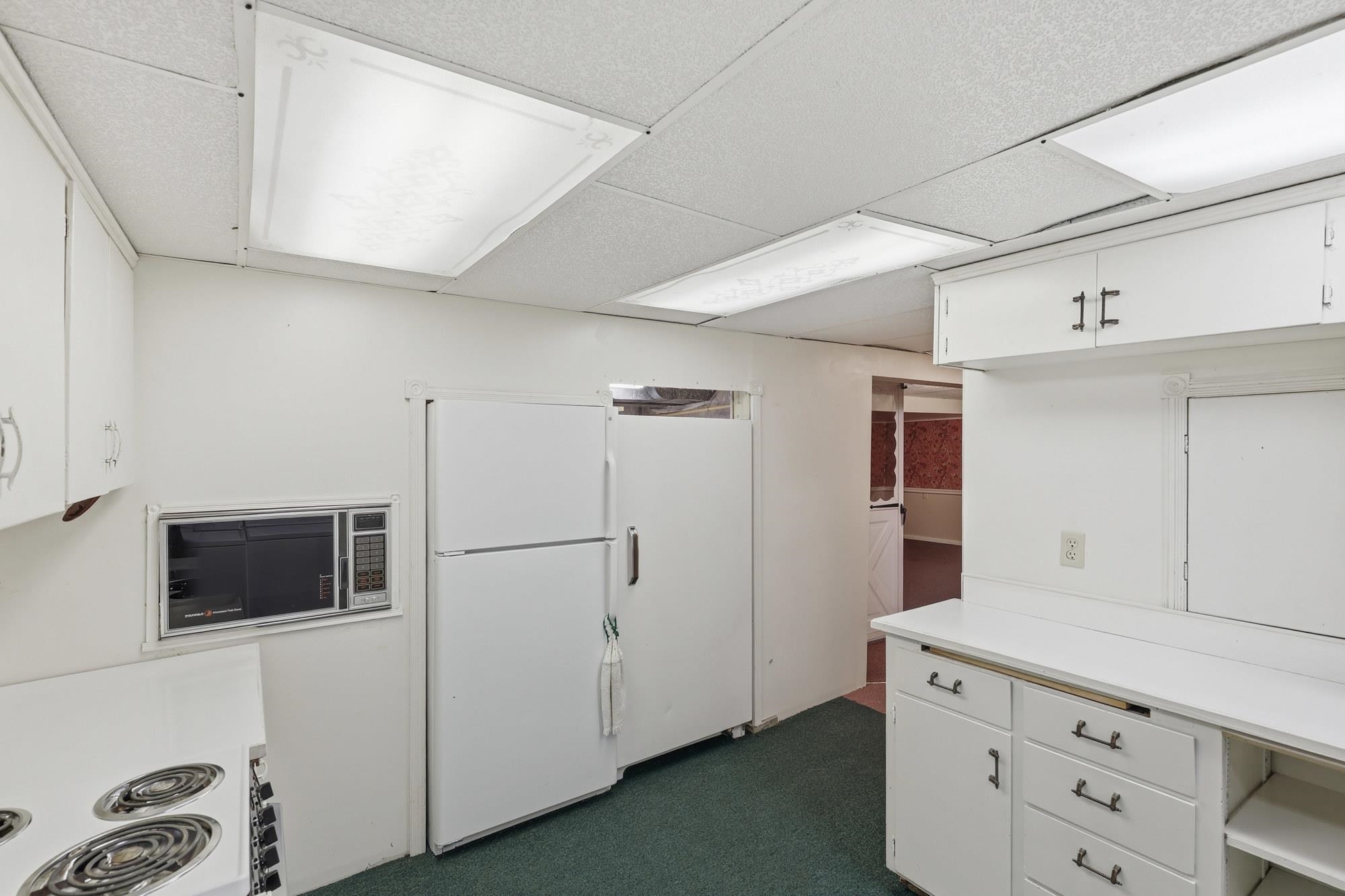 1424 E EMPIRE Ave - Photo 28