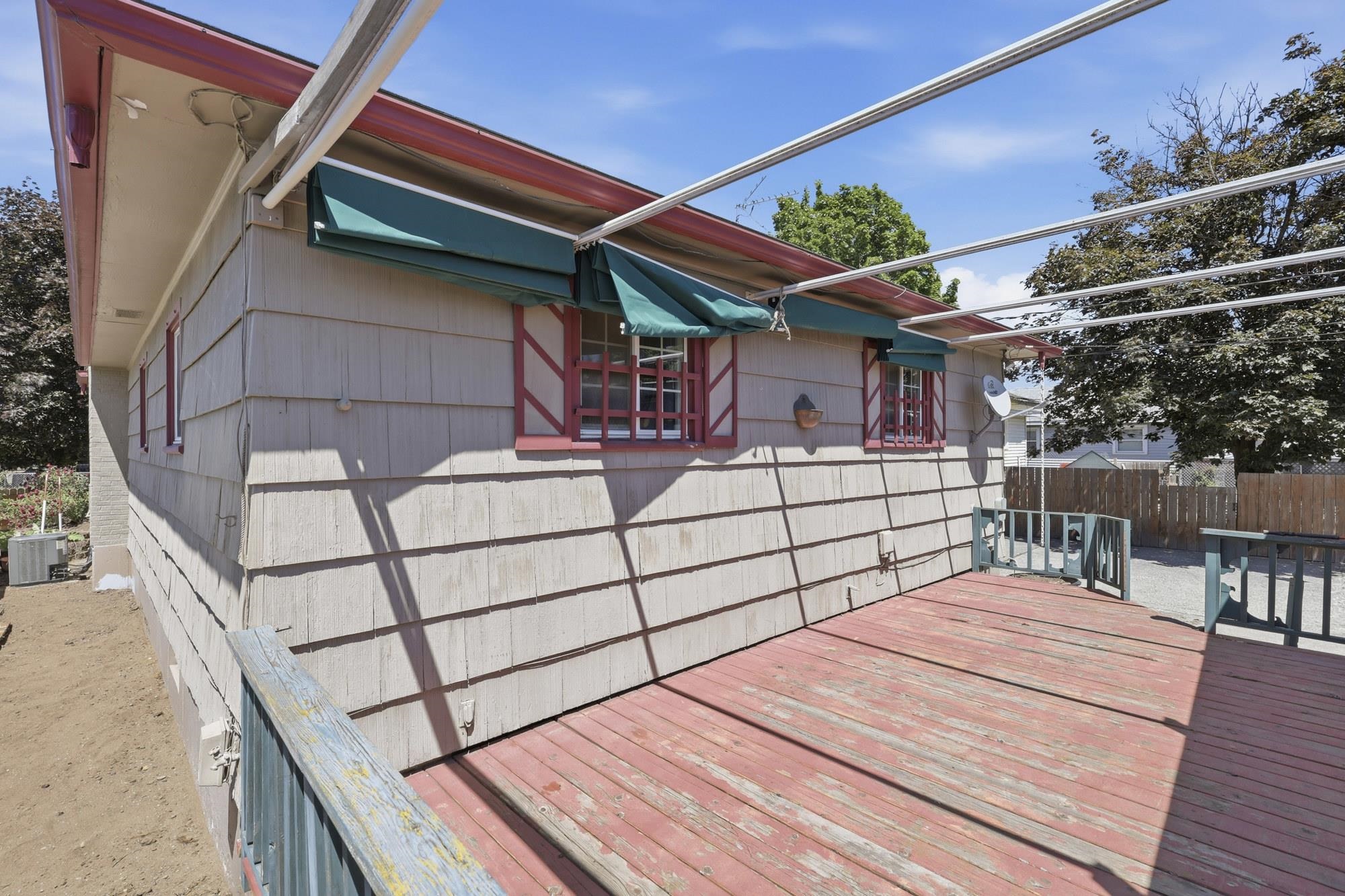 1424 E EMPIRE Ave - Photo 33