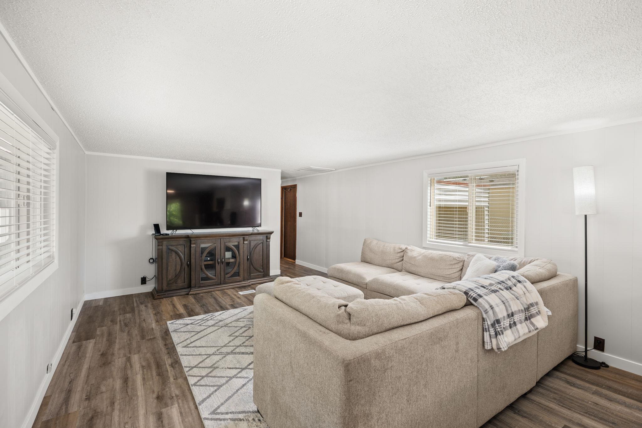 1208 Ponderosa Ave - Photo 7