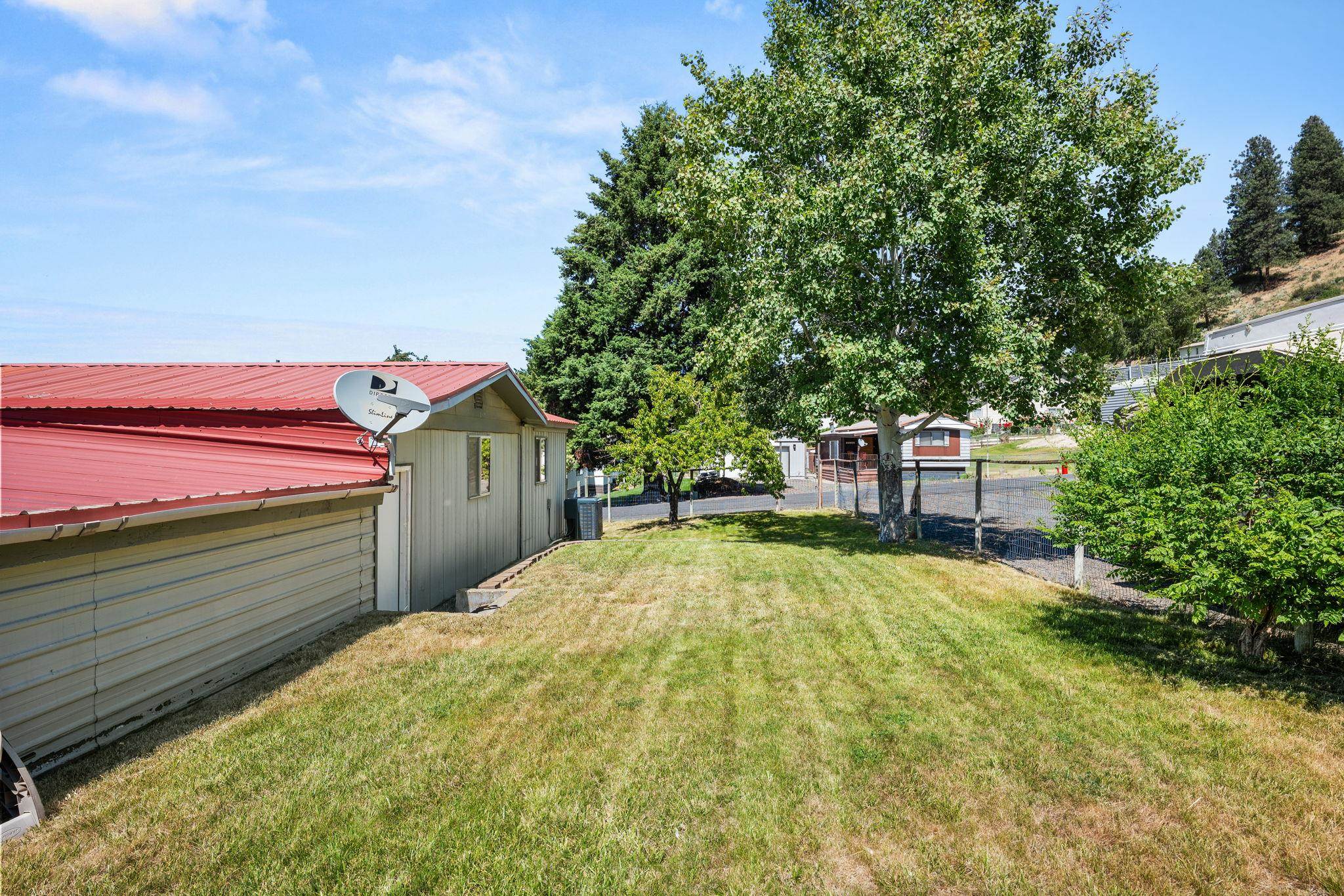 1208 Ponderosa Ave - Photo 19