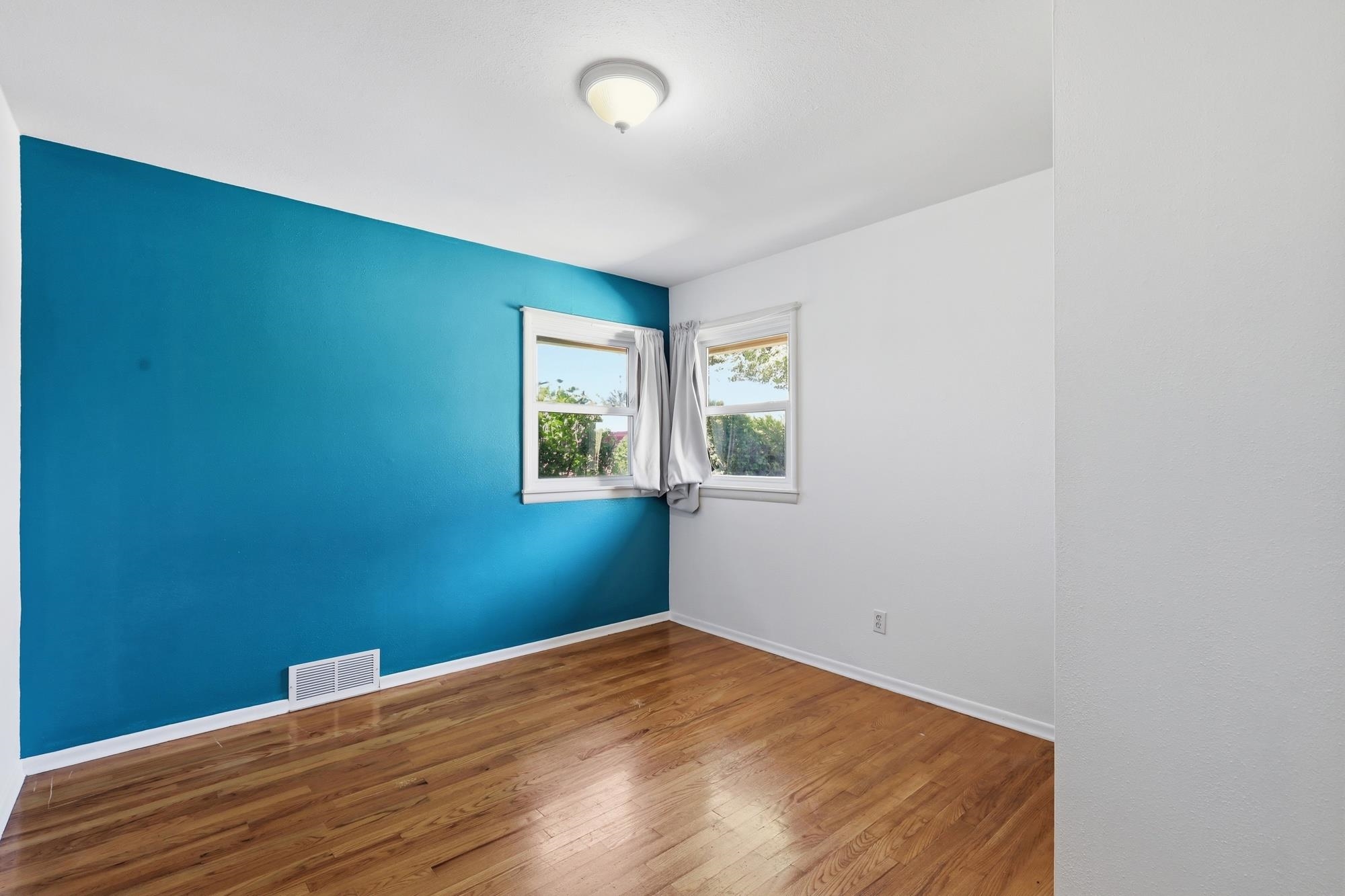 511 W Columbia Ave - Photo 14