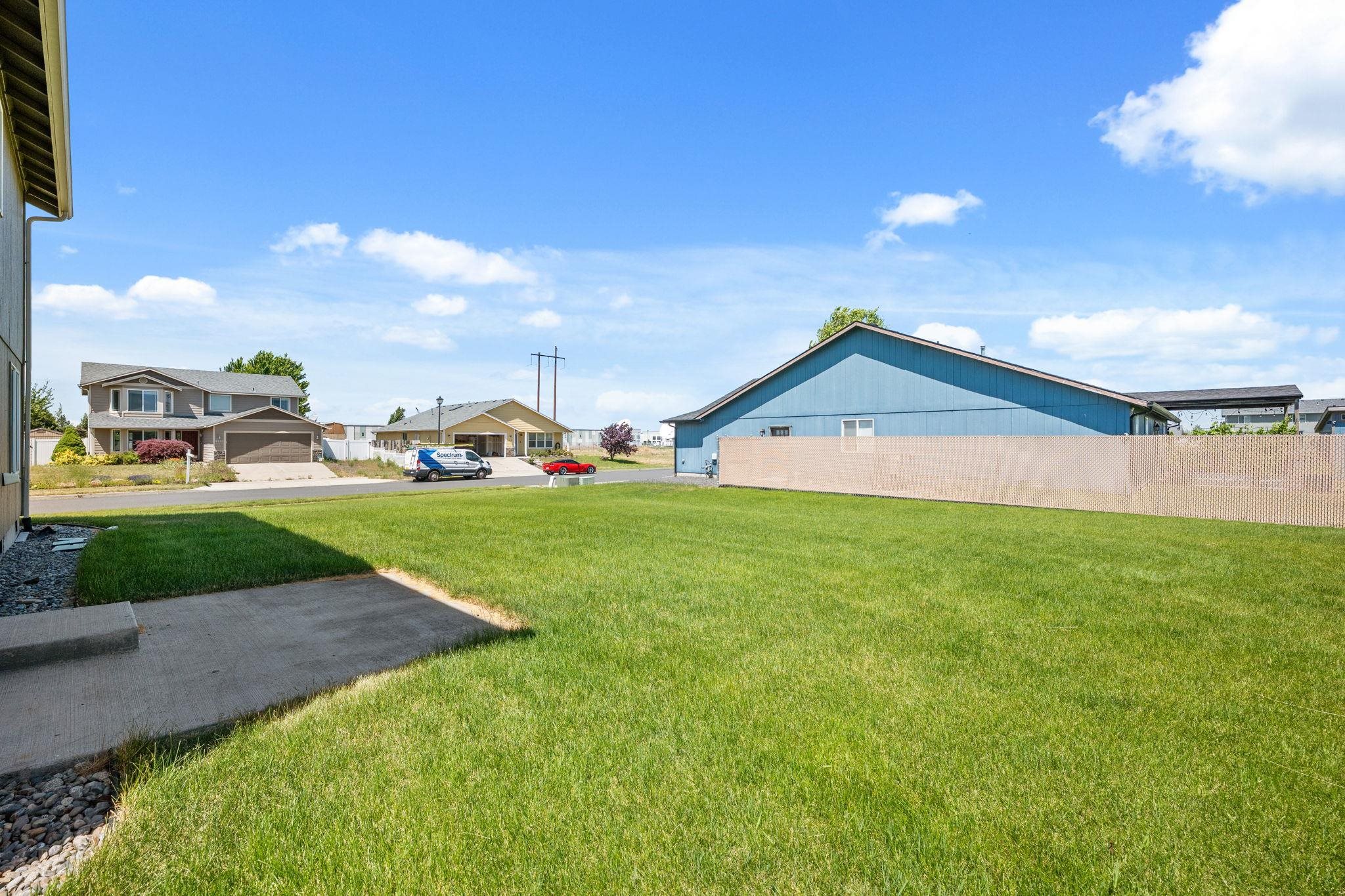 9714 W Caelen Ave - Photo 18
