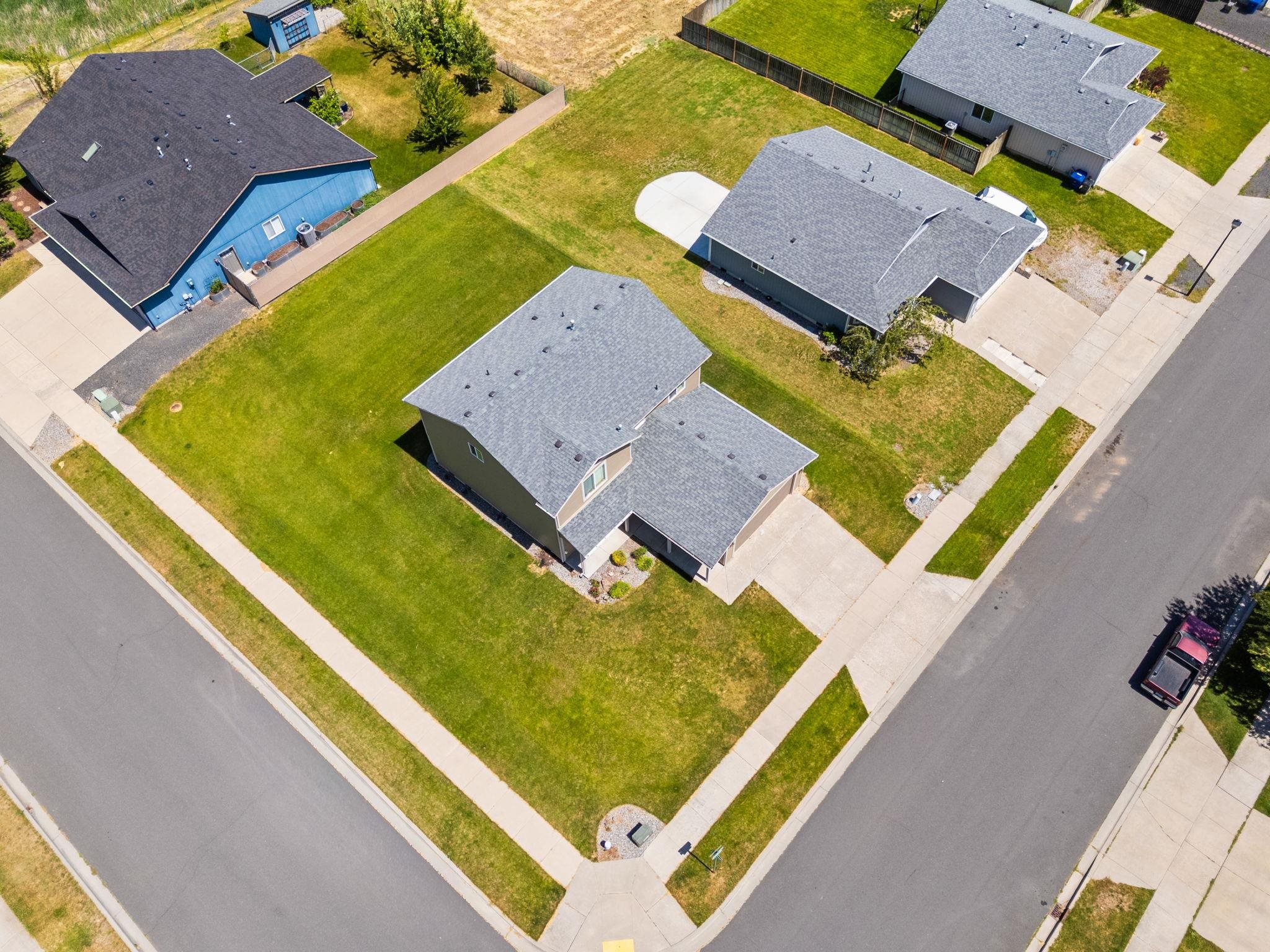 9714 W Caelen Ave - Photo 24