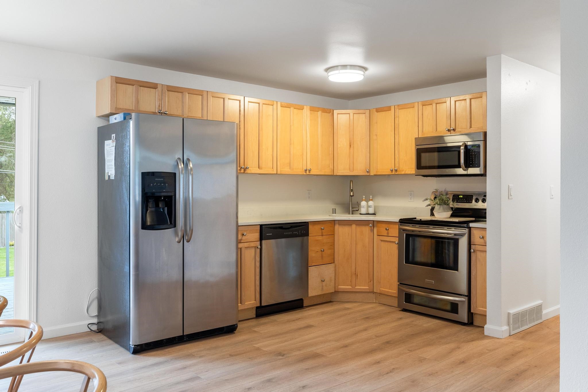 11117 E 11TH Ave - Photo 3
