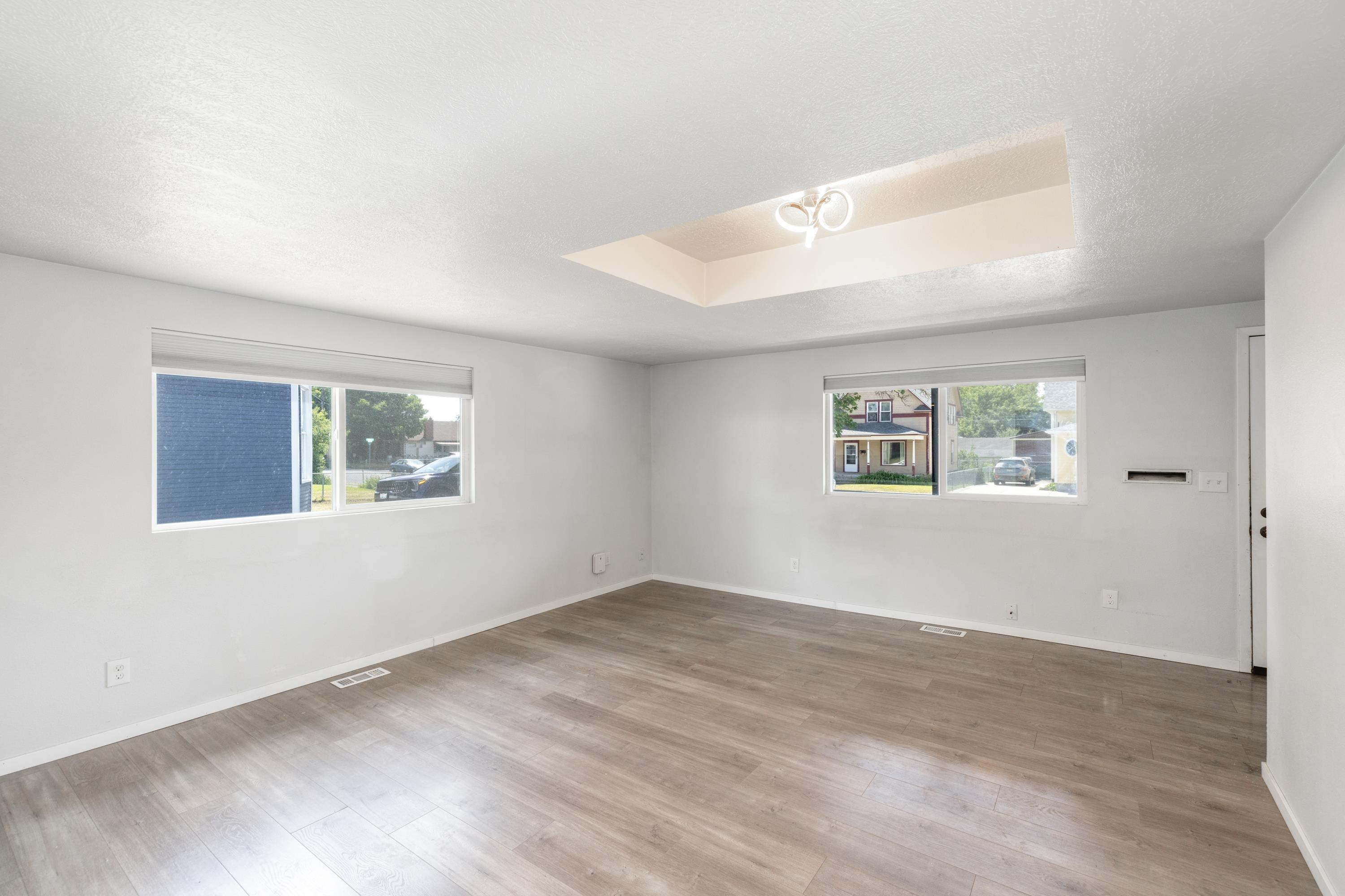 1818 W Nora Ave - Photo 5