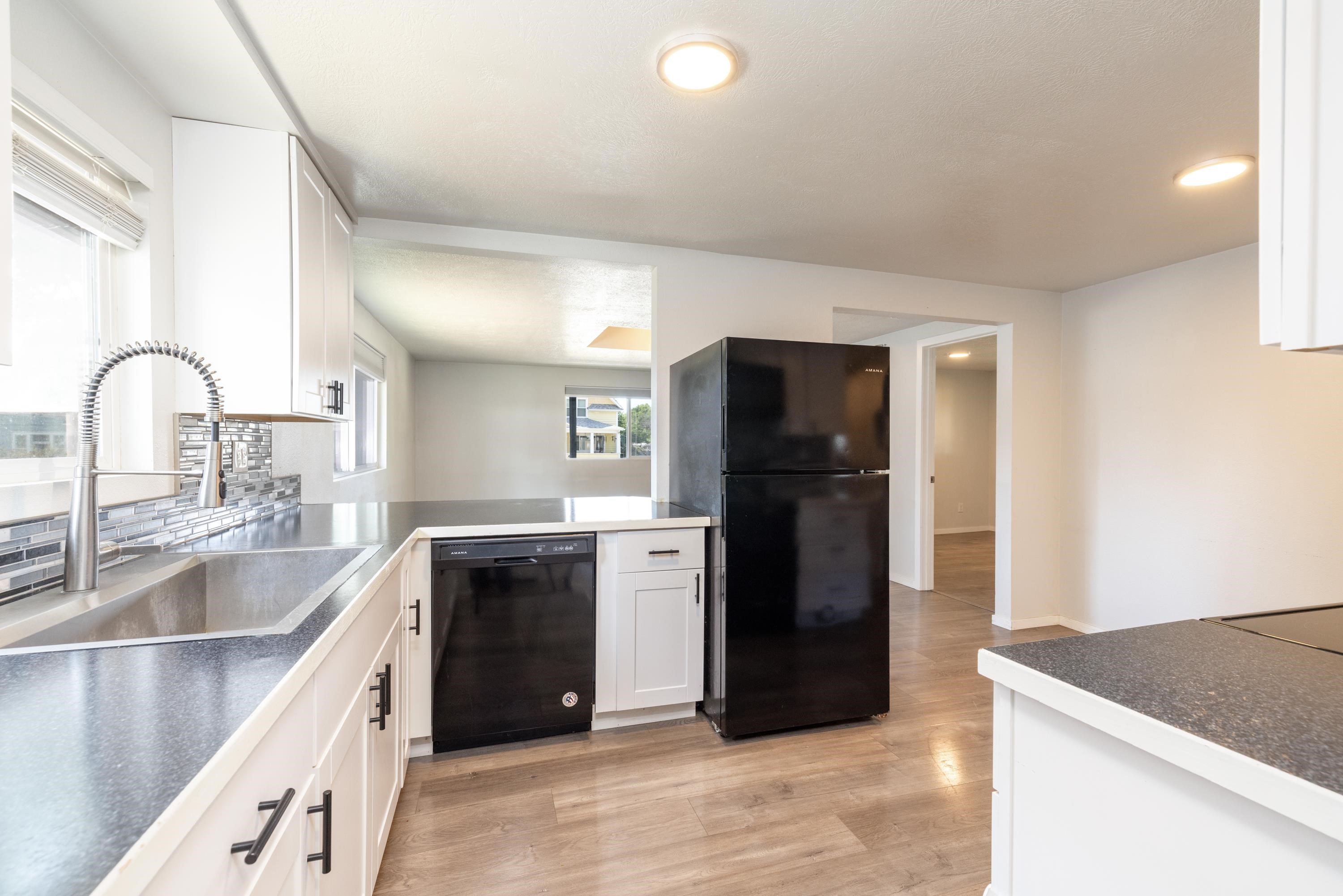 1818 W Nora Ave - Photo 9