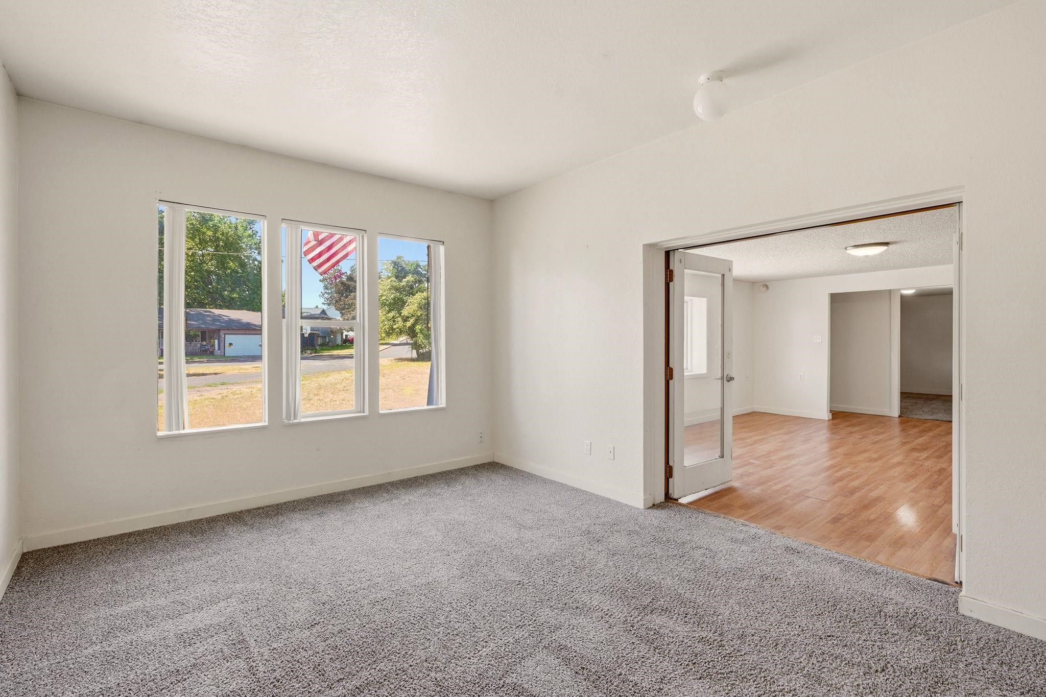 625 Clay St - Photo 11
