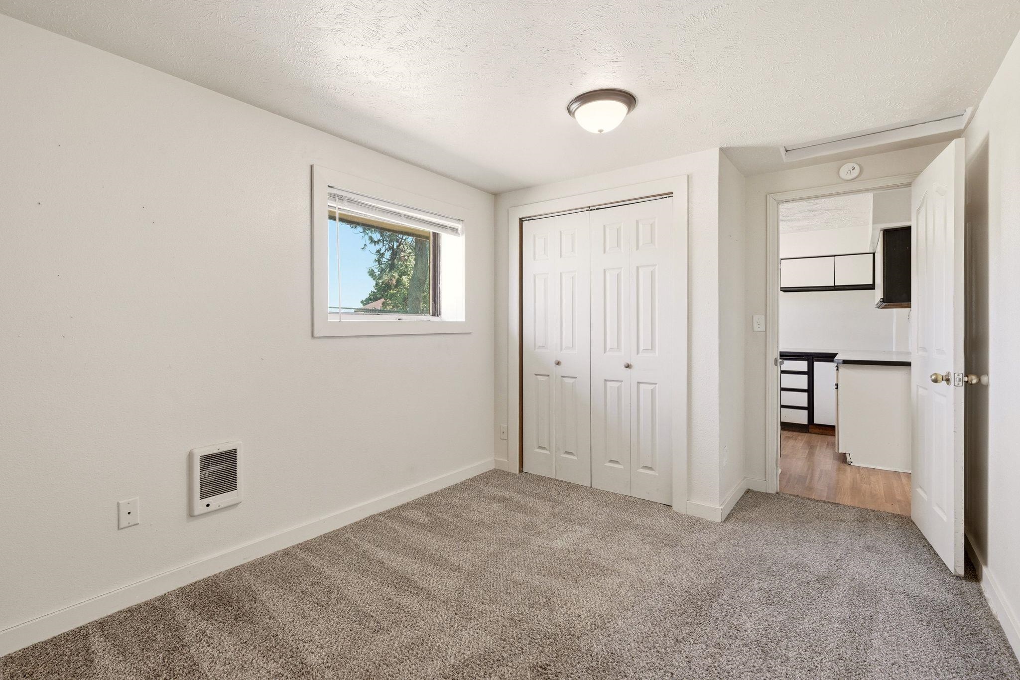 625 Clay St - Photo 15