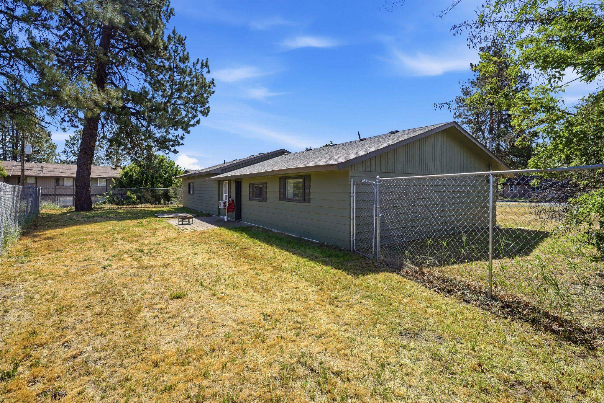 625 Clay St - Photo 21
