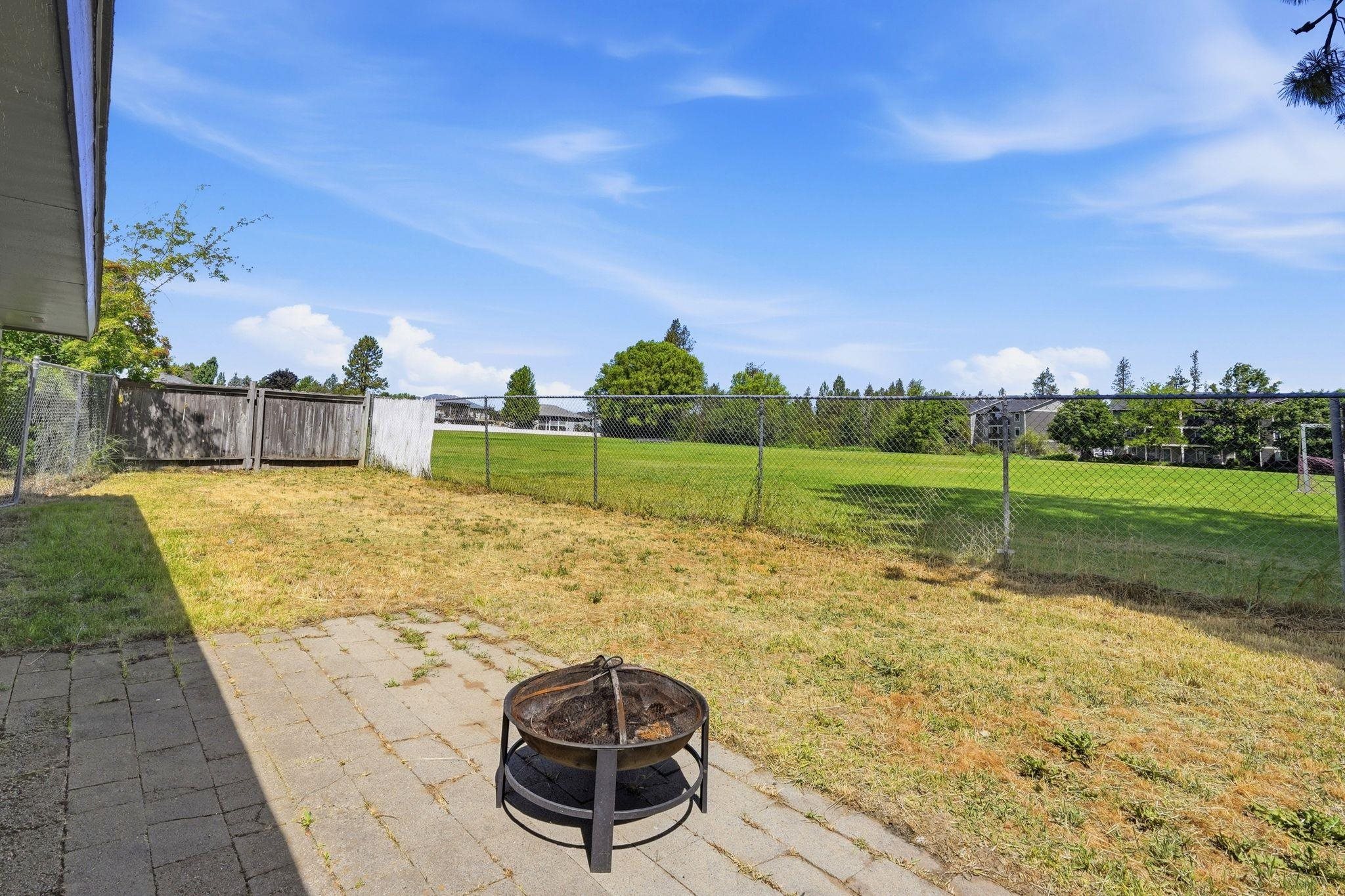 625 Clay St - Photo 23