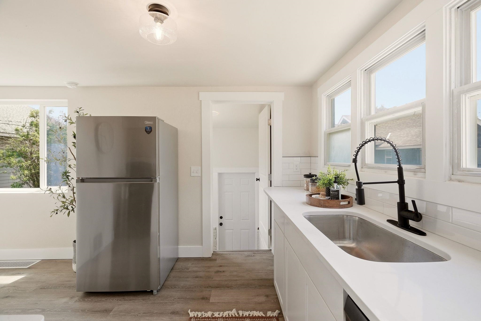 3708 E 28th Ave - Photo 8