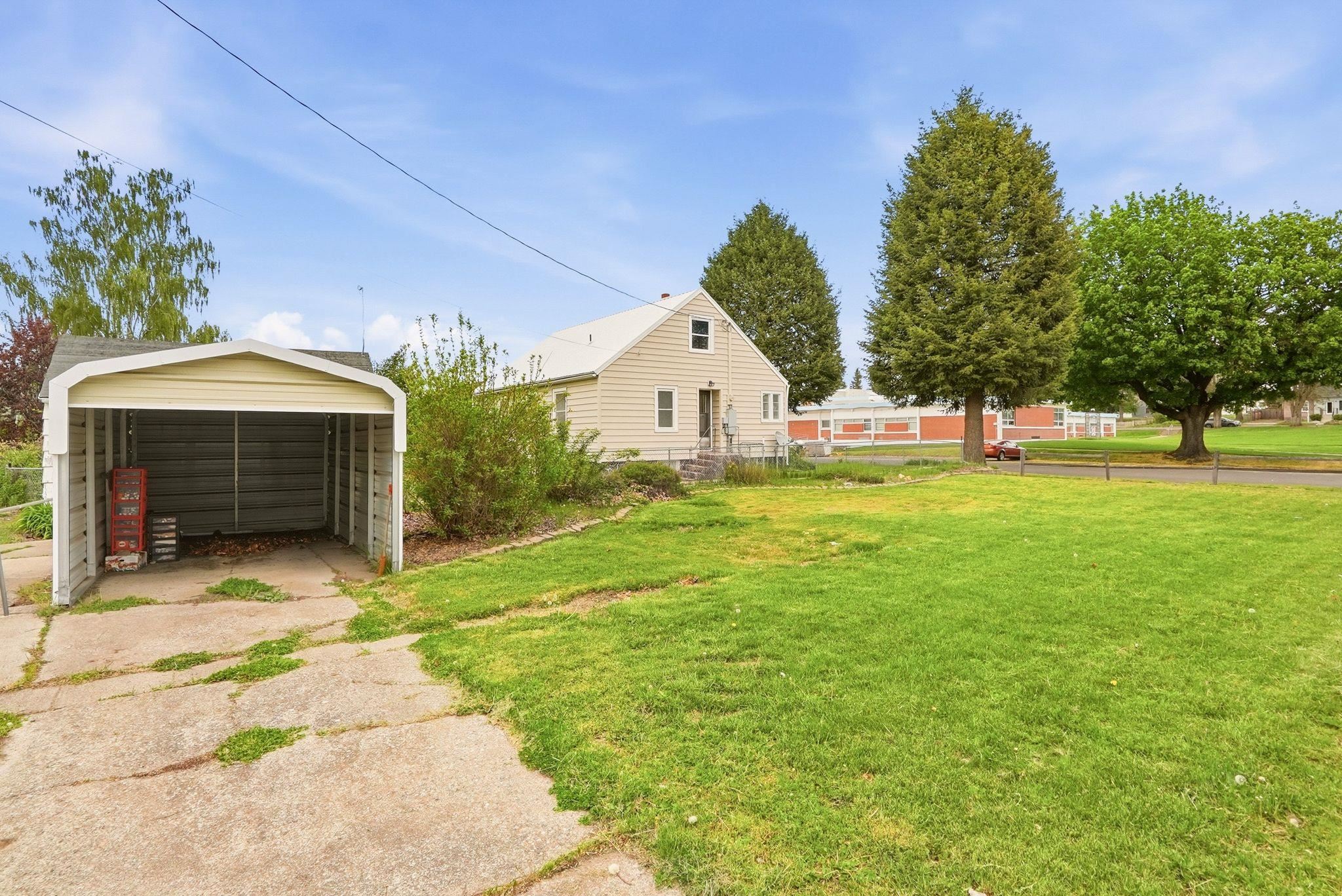 103 N Leslie St - Photo 3