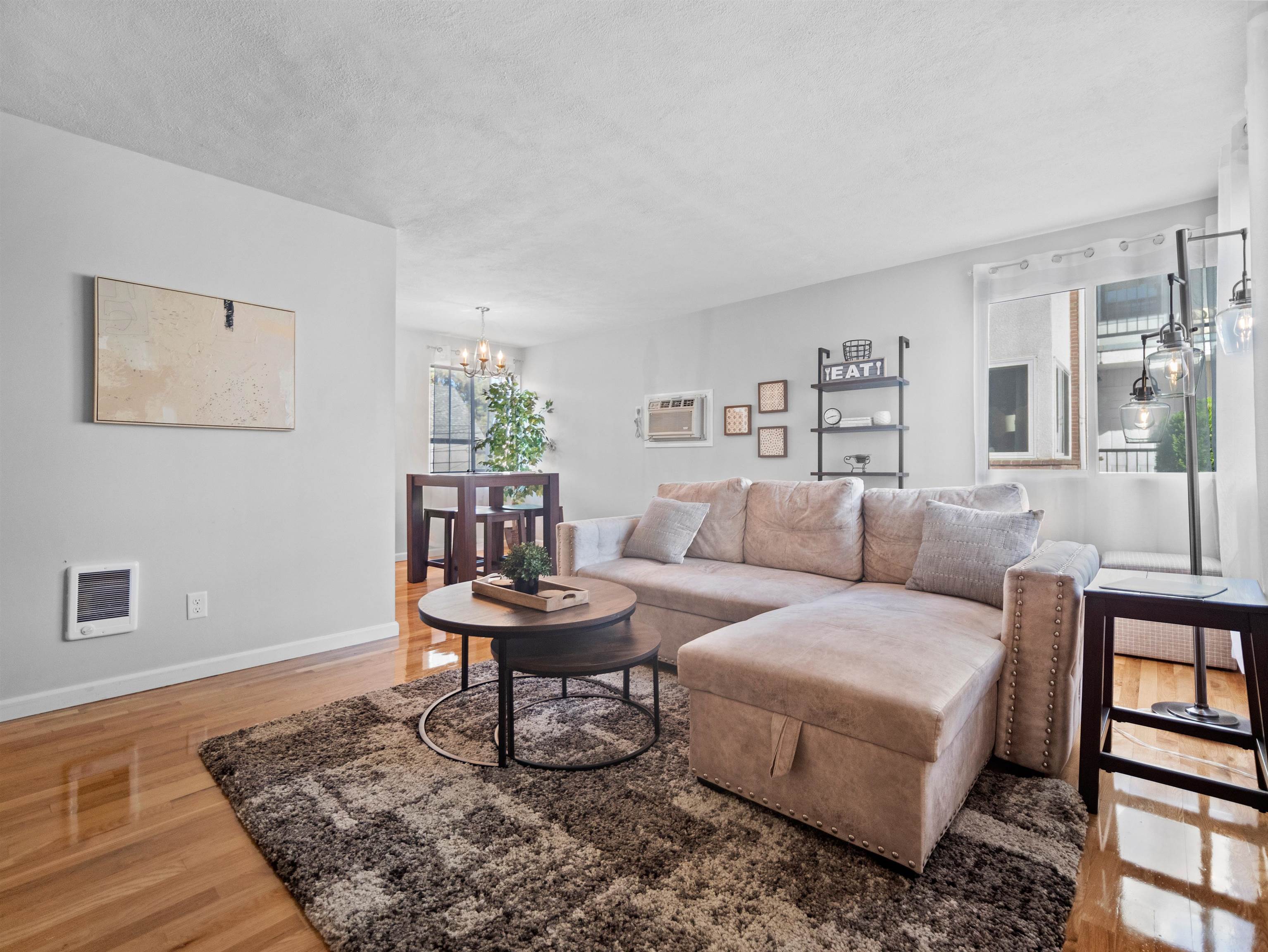 1608 W 8TH Ave - Photo 2