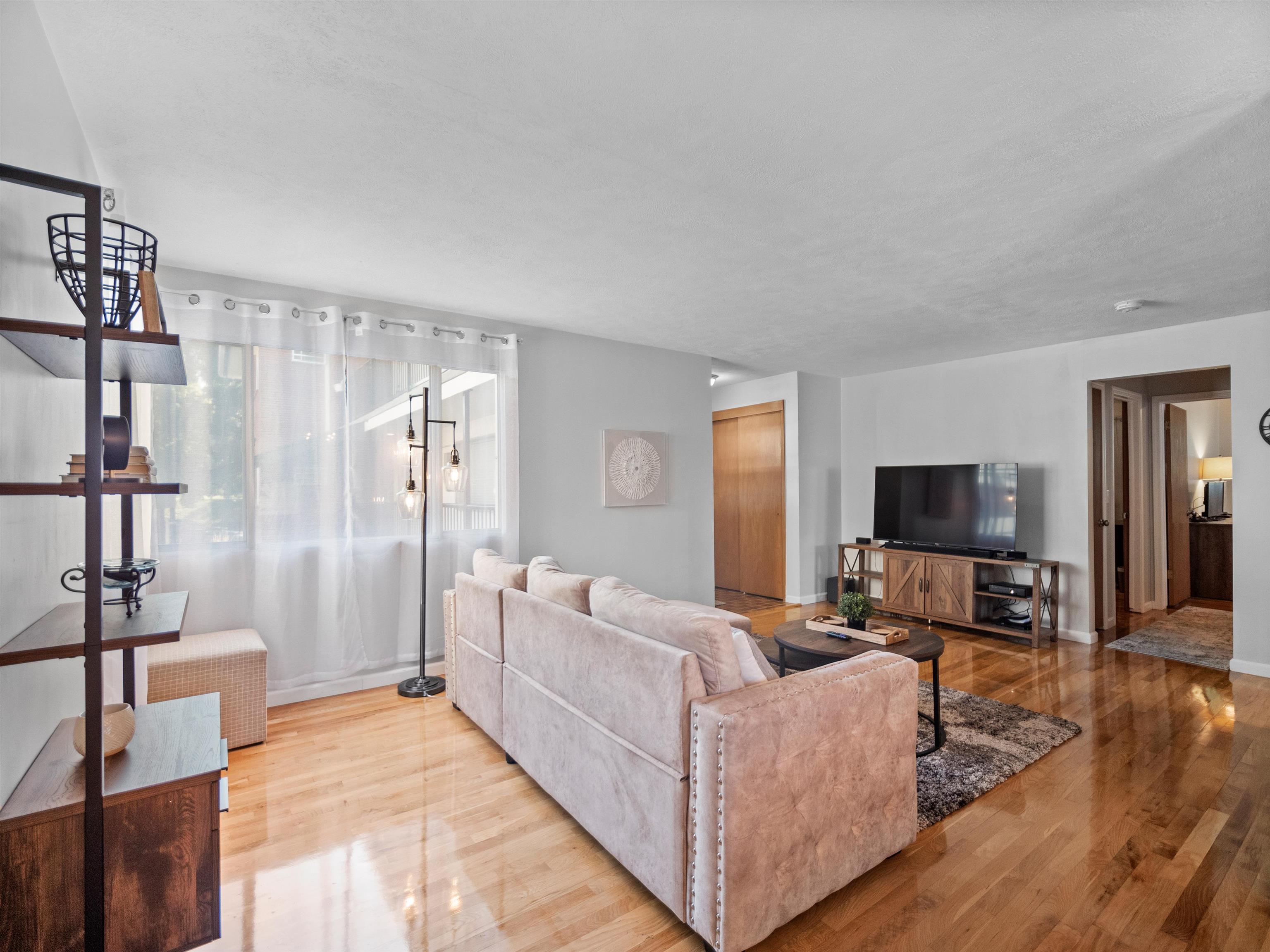 1608 W 8TH Ave - Photo 5