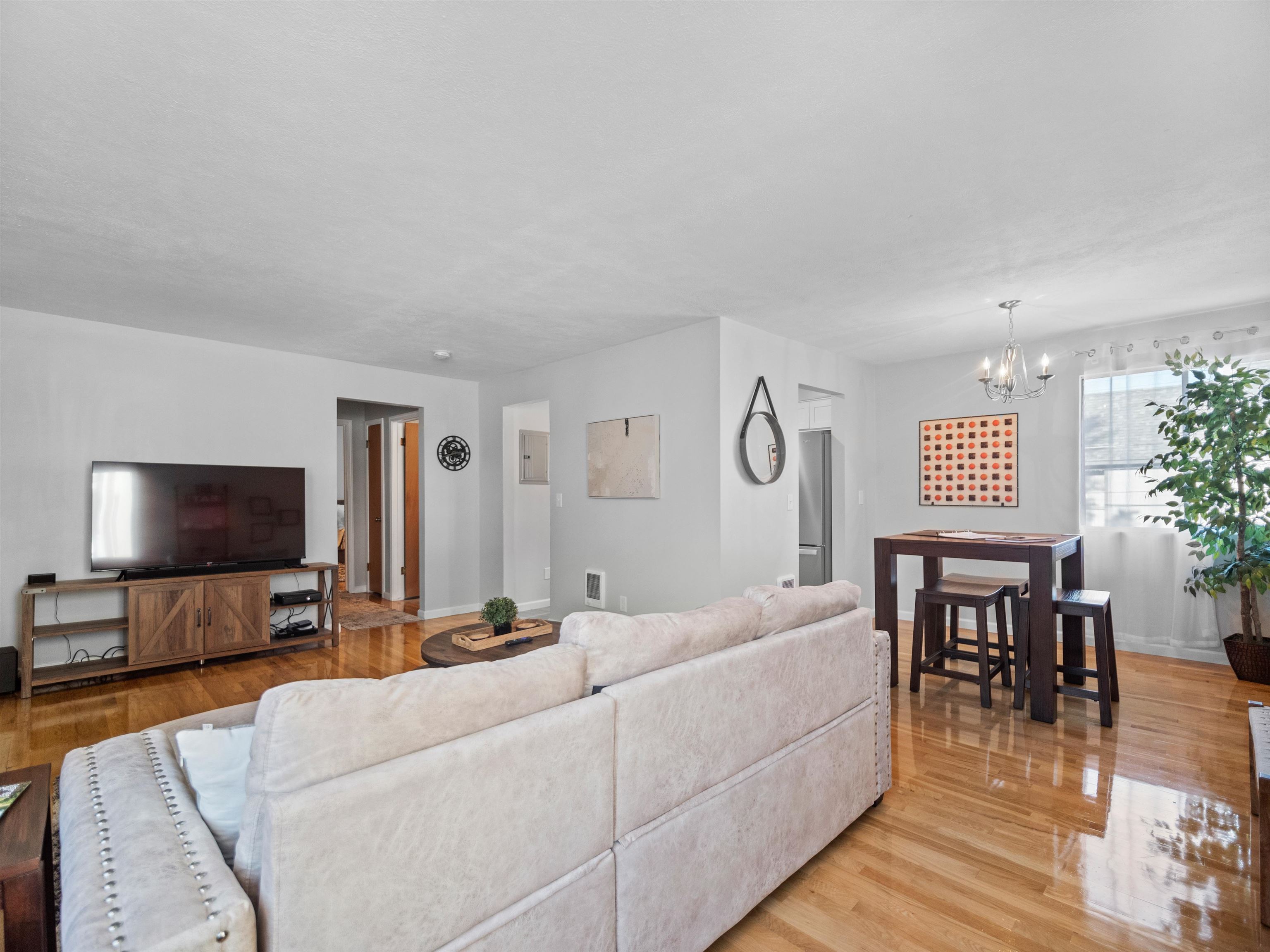1608 W 8TH Ave - Photo 6