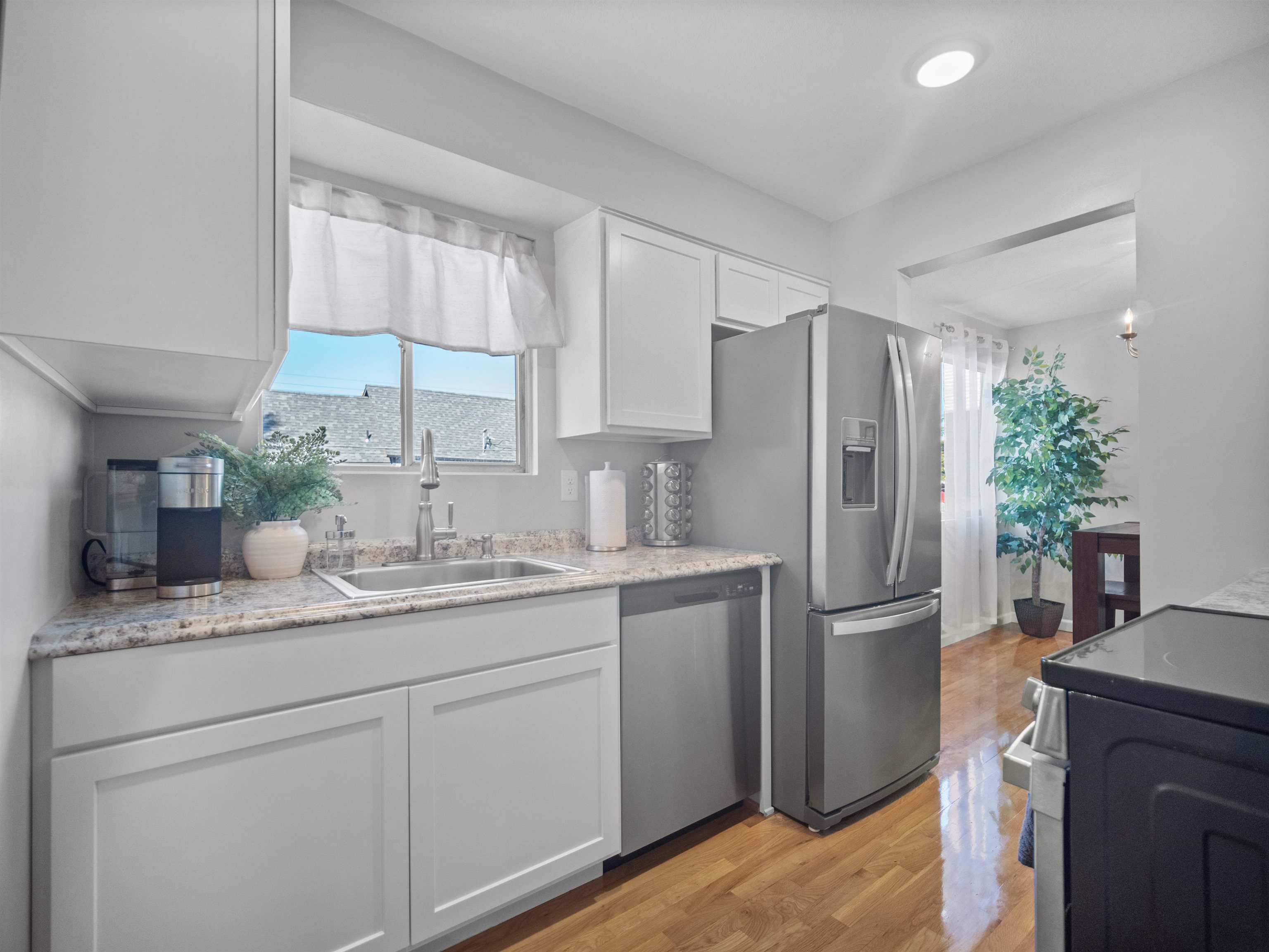 1608 W 8TH Ave - Photo 12