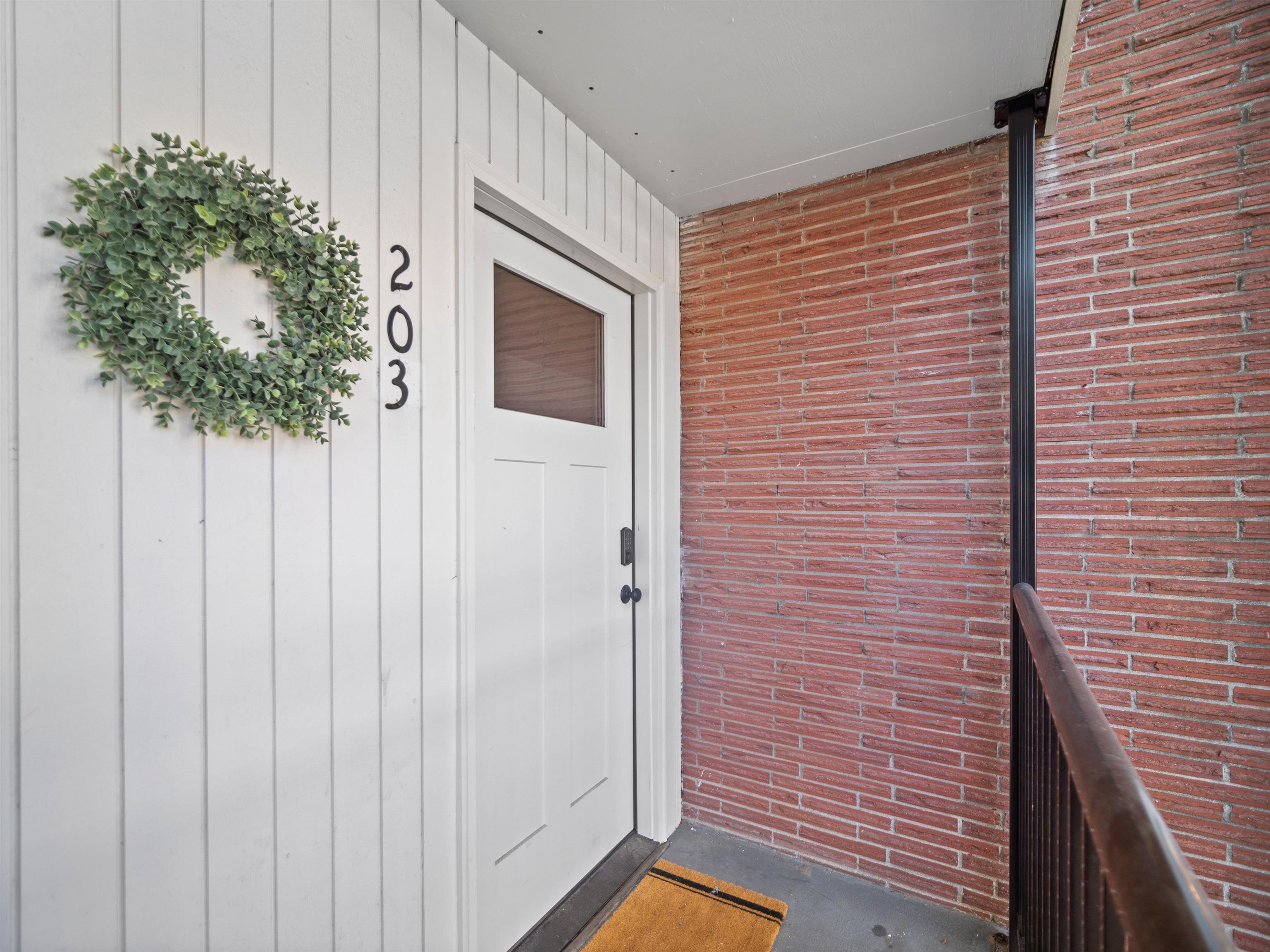 1608 W 8TH Ave - Photo 23