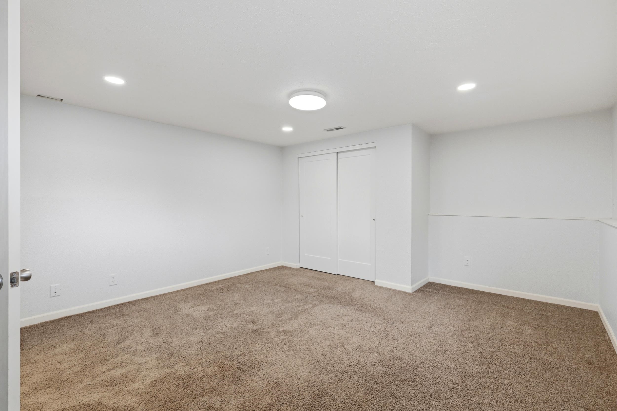 7644 N Wiscomb Dr - Photo 28