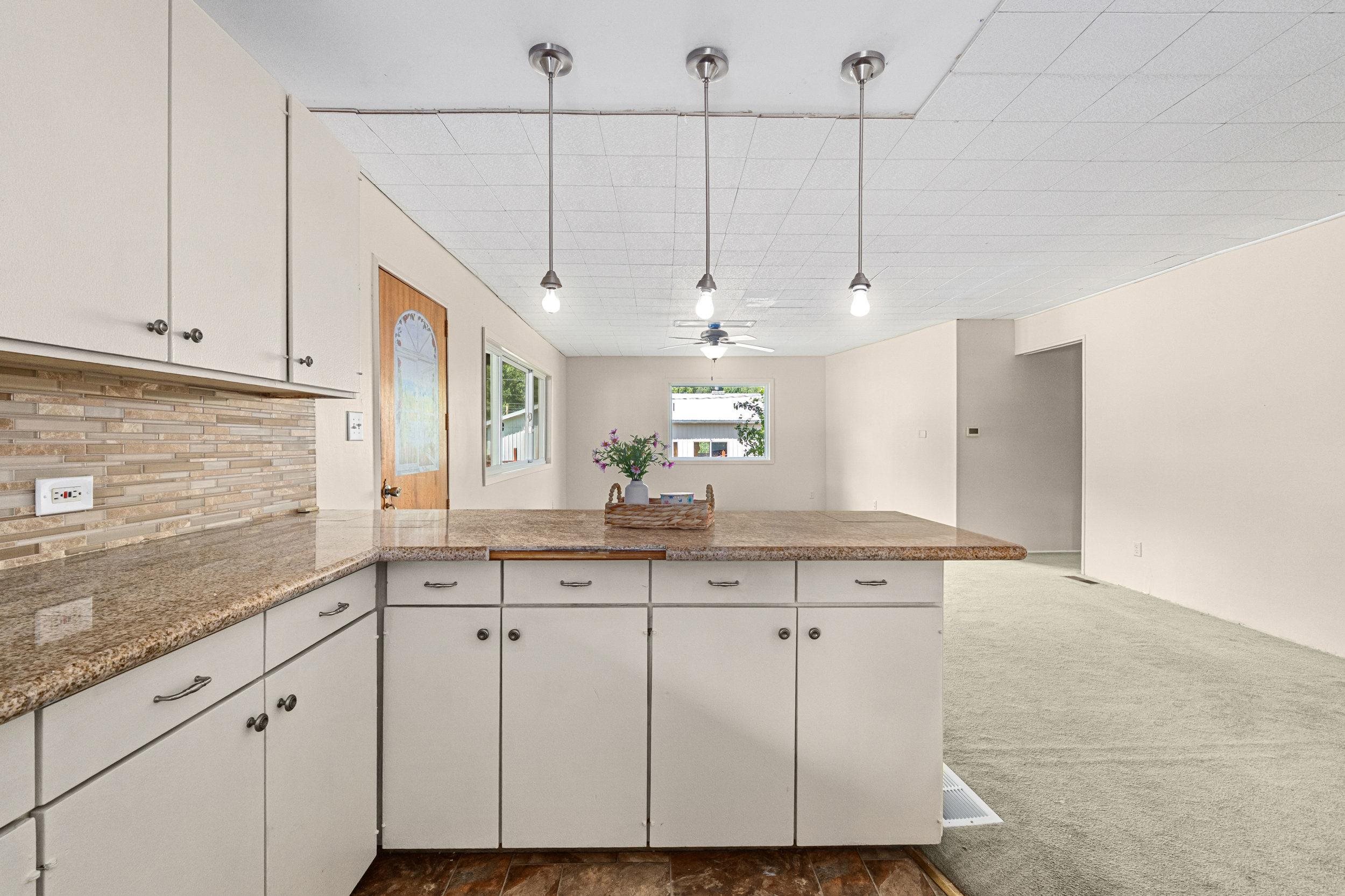103 Selkirk St - Photo 5