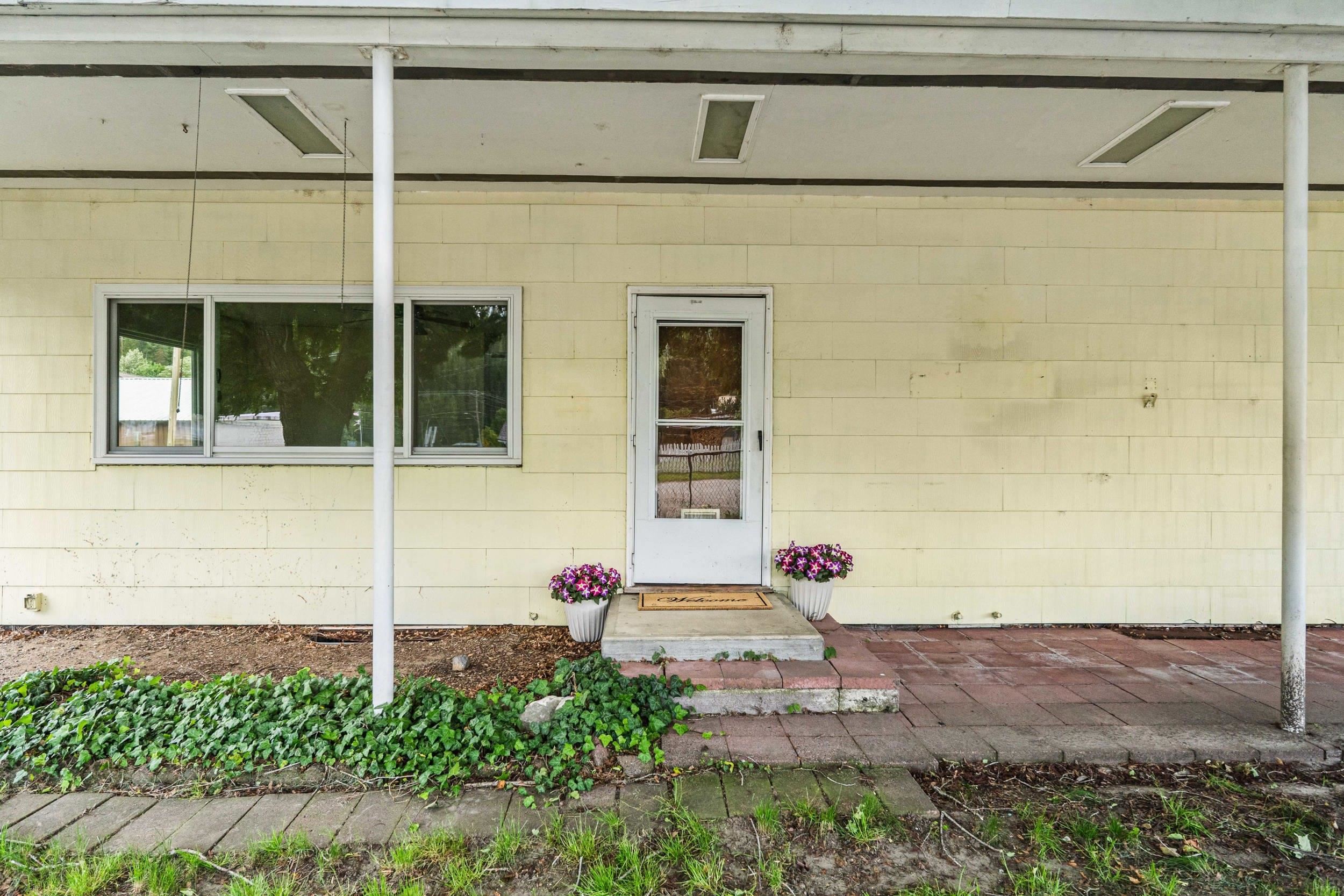 103 Selkirk St - Photo 36