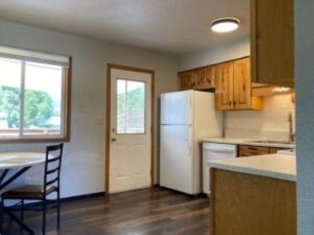 850 JUNIPER St - Photo 8