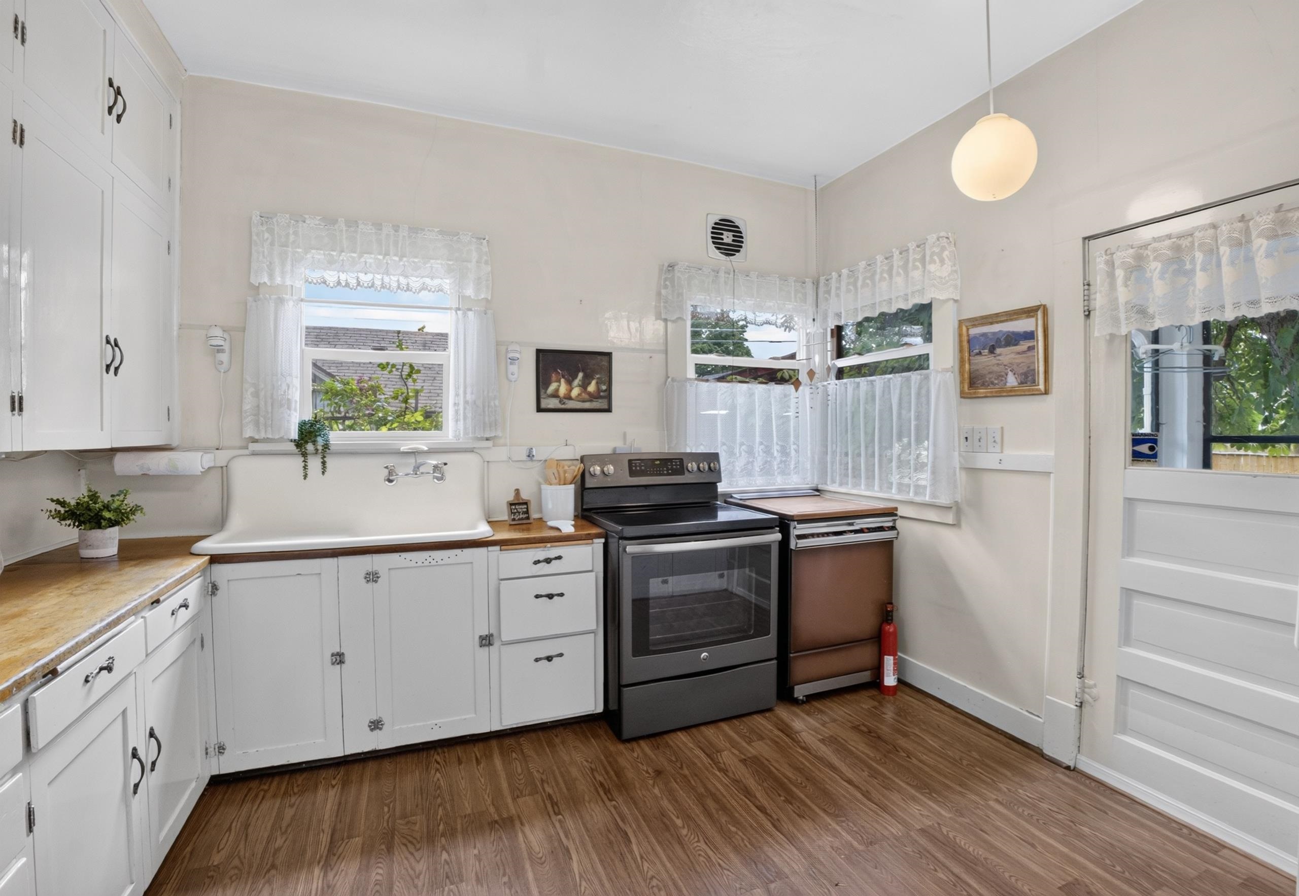 1118 E EVERETT Ave - Photo 18