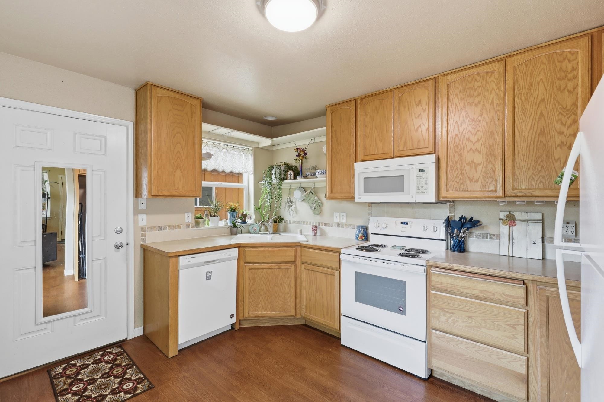 523 N North Ave - Photo 11