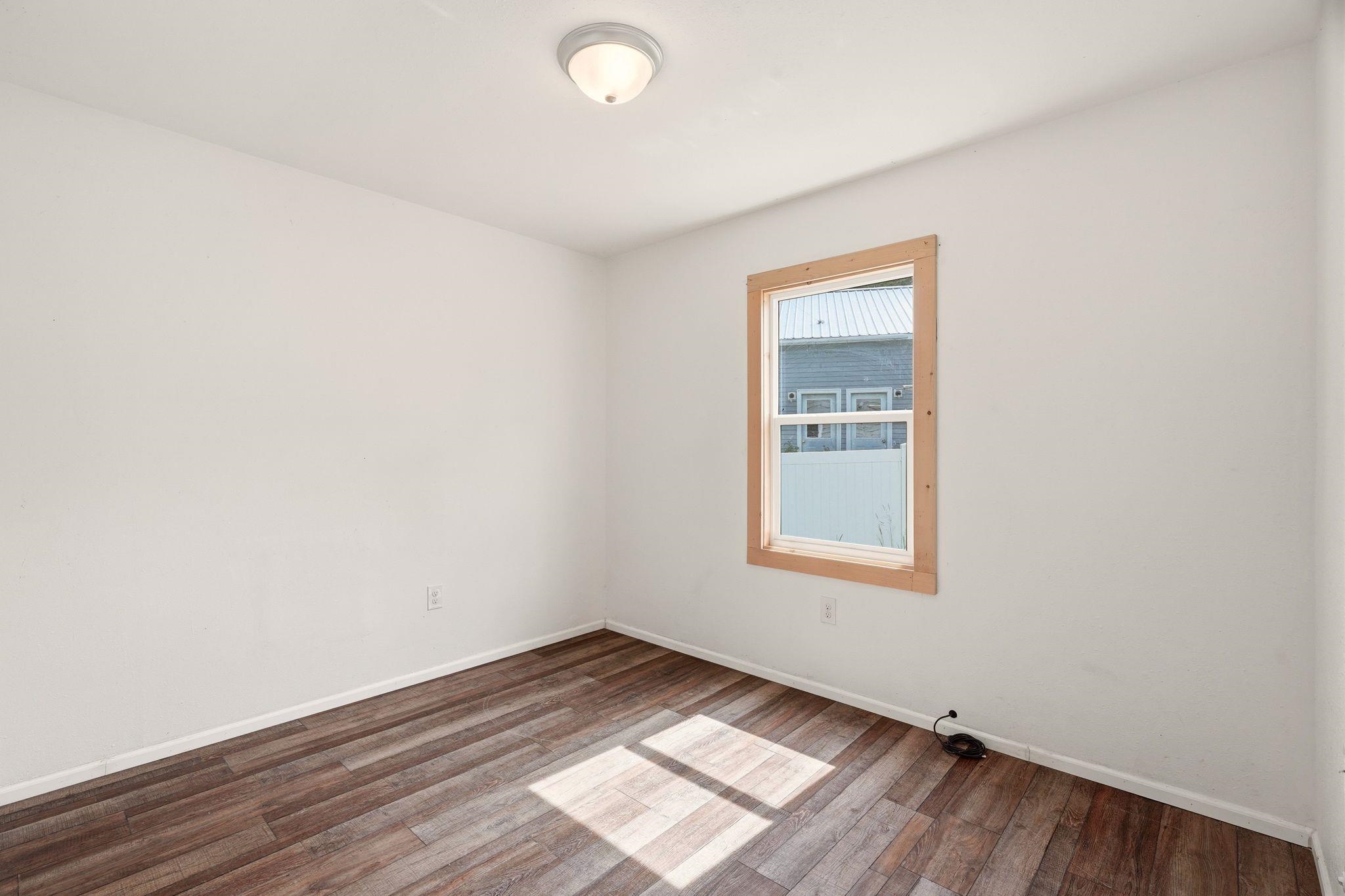 92/94 Larsen Blvd - Photo 26